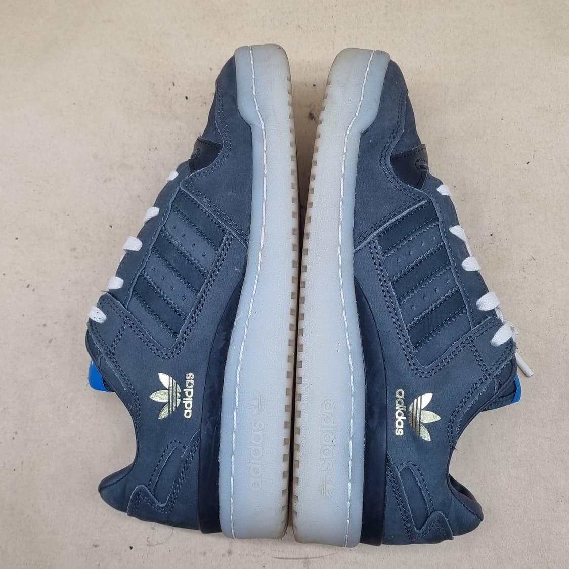 아디다스 포럼로우 CL 여성스니커즈 235 상품이미지5