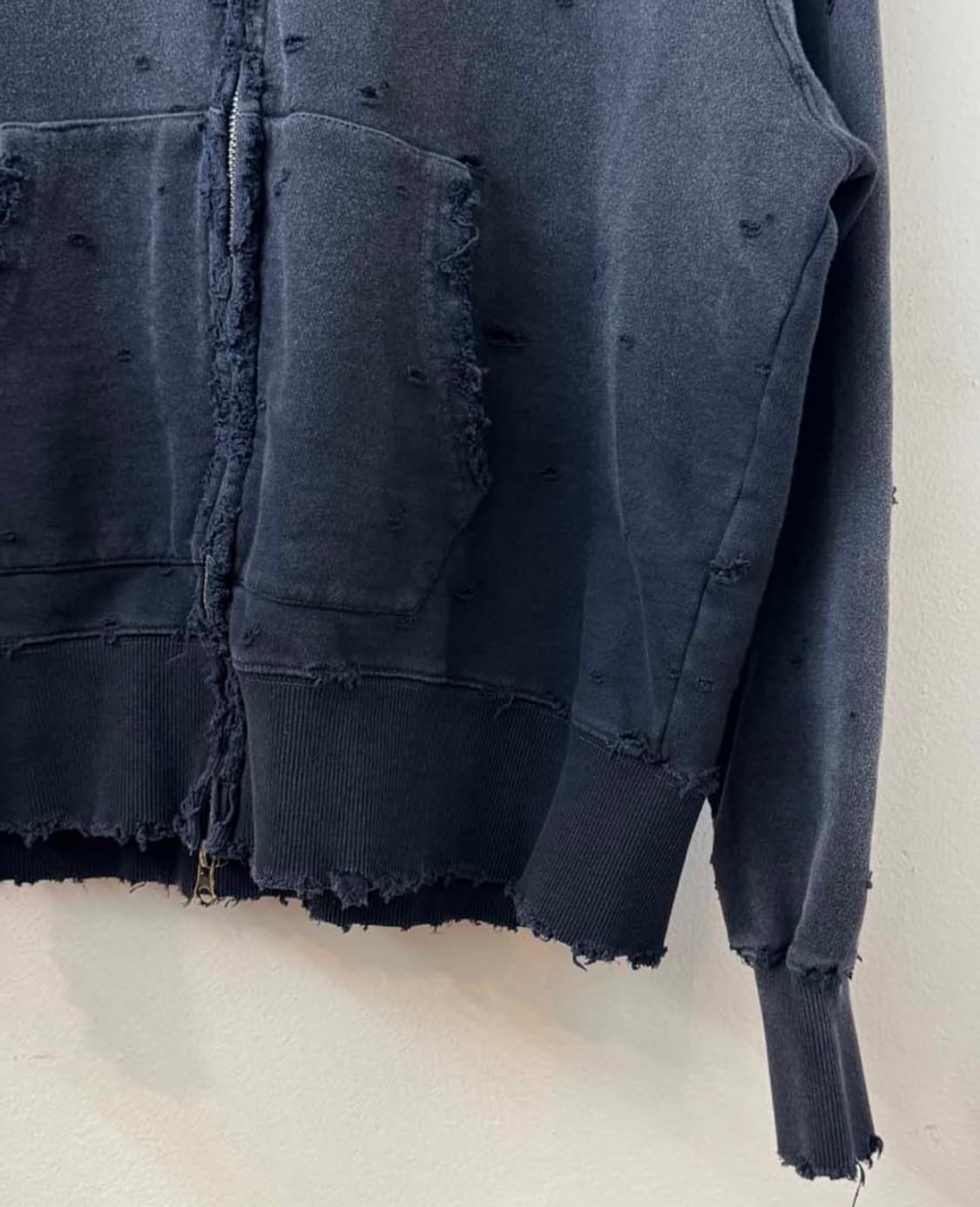 didier wear 디스트레스드 후드집업 상품이미지4
