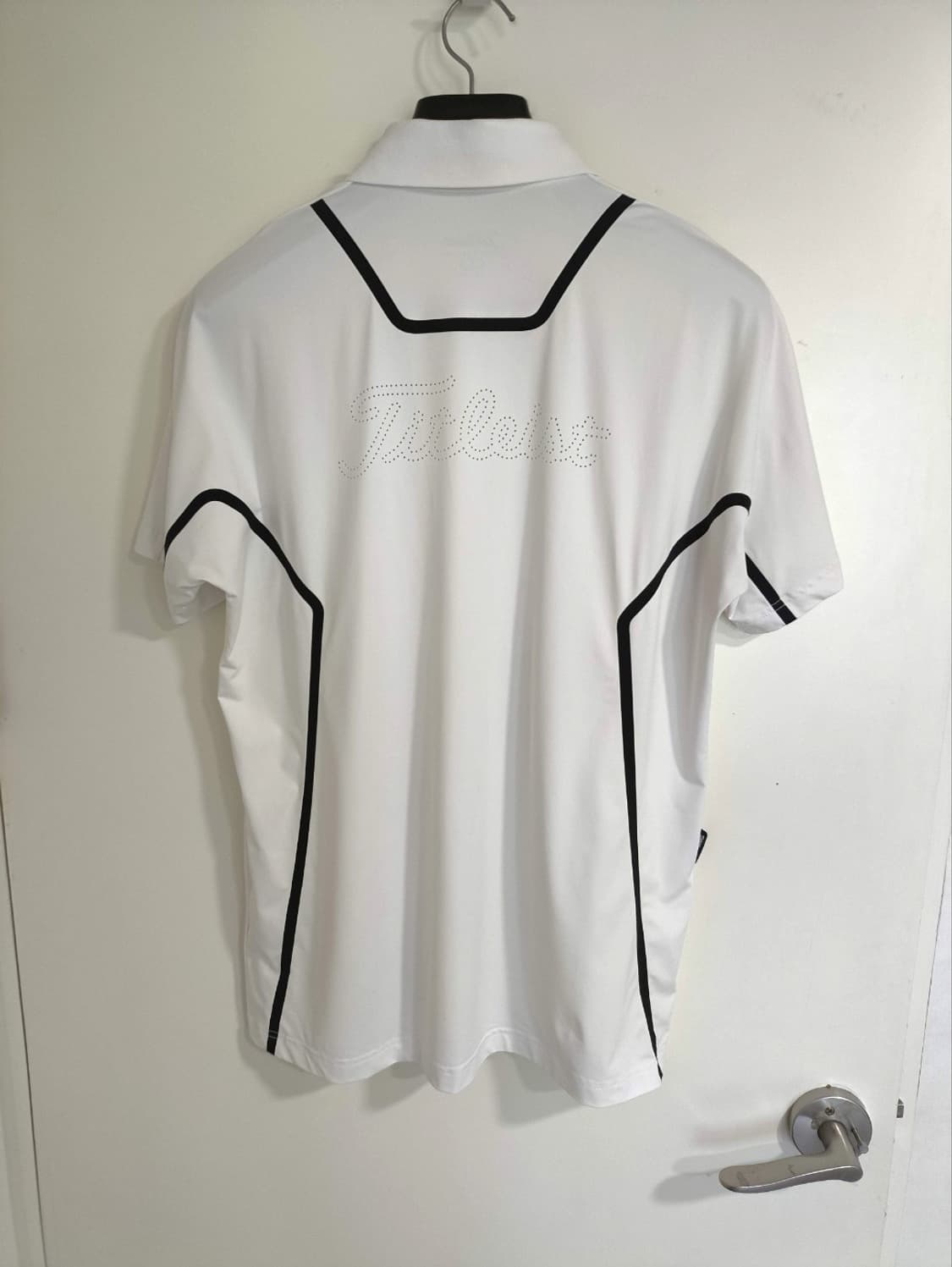 100 타이틀리스트 투어핏 백펀칭 폴로셔츠 골프복 상품이미지1