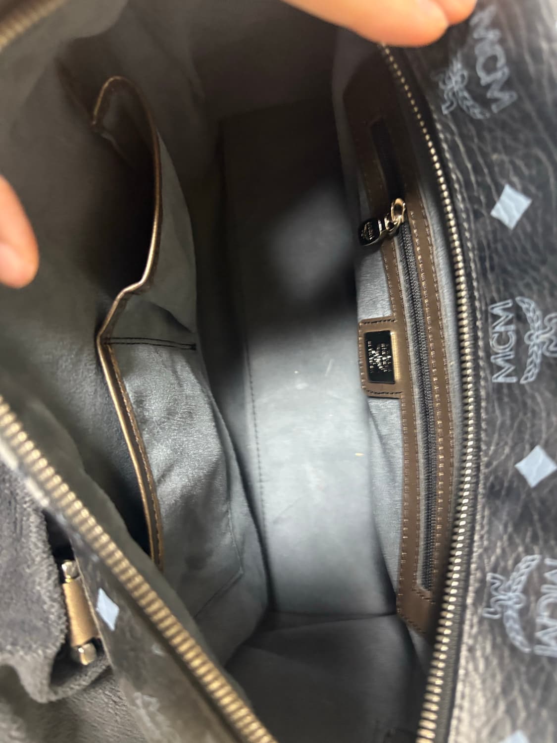 MCM 보스턴백 블루블랙 상품이미지4