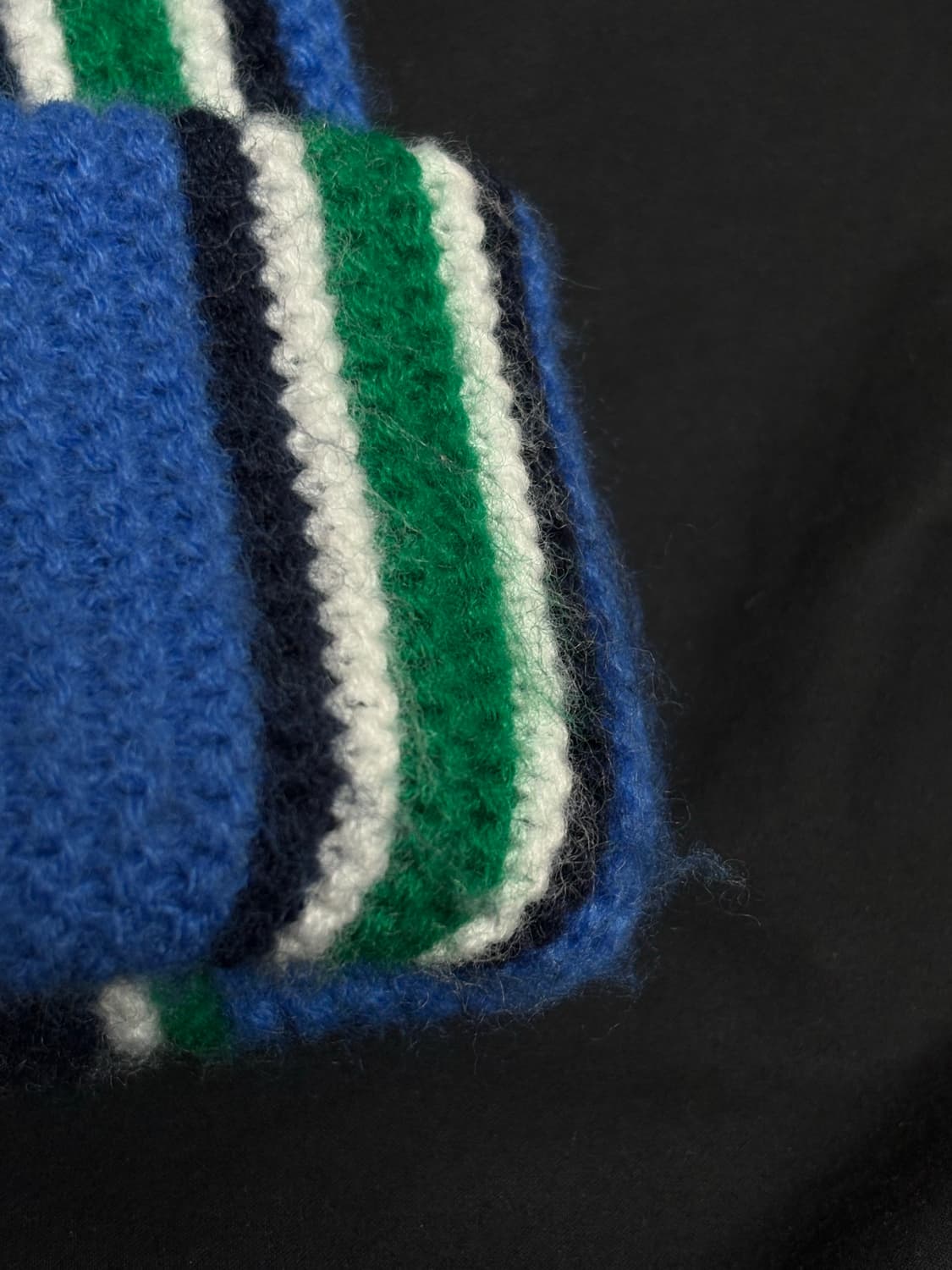 스투시 버티컬 스트라이프 비니 판매합니다. 상품이미지6