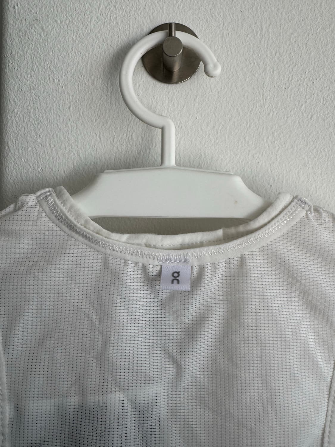 ON running Ultra Vest Pro 상품이미지5