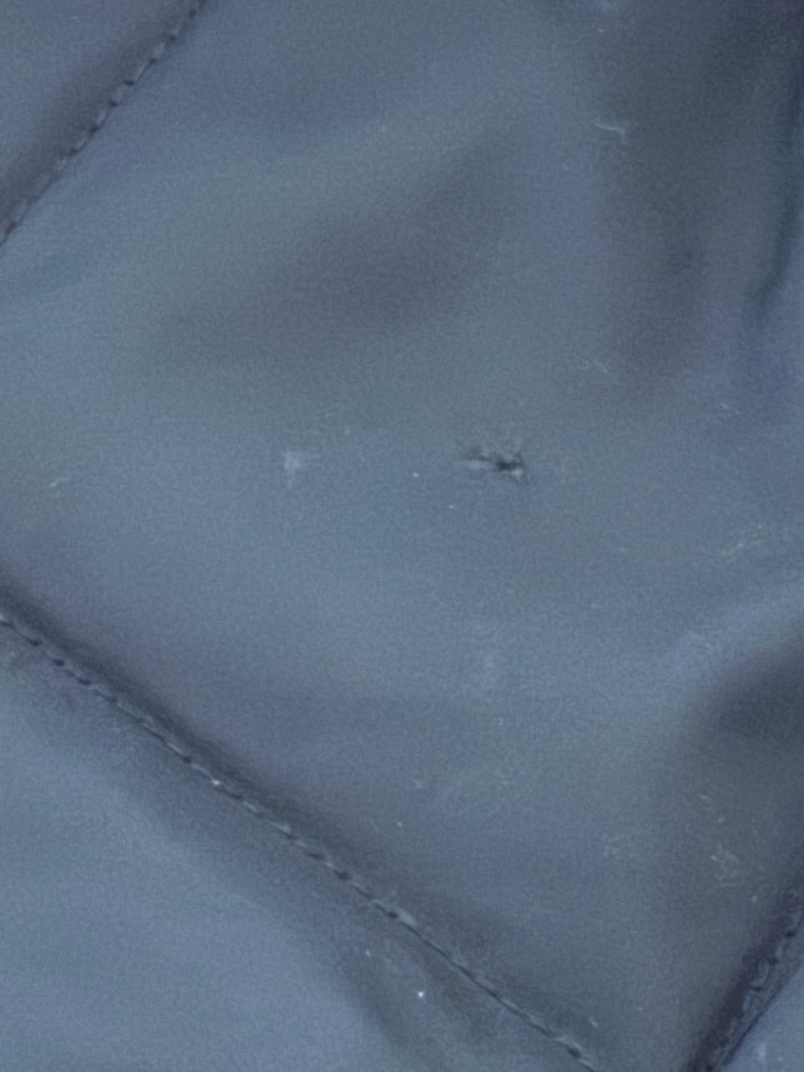 코스 다이아몬드 퀼티드 오버사이즈 숄더백 블랙 상품이미지3