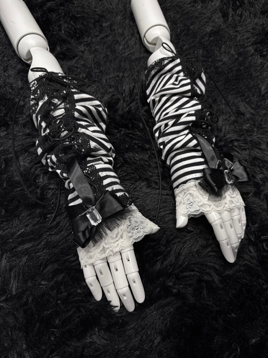 FEELBLUE REWORK 028 GOTH DOLL armwear 상품이미지6