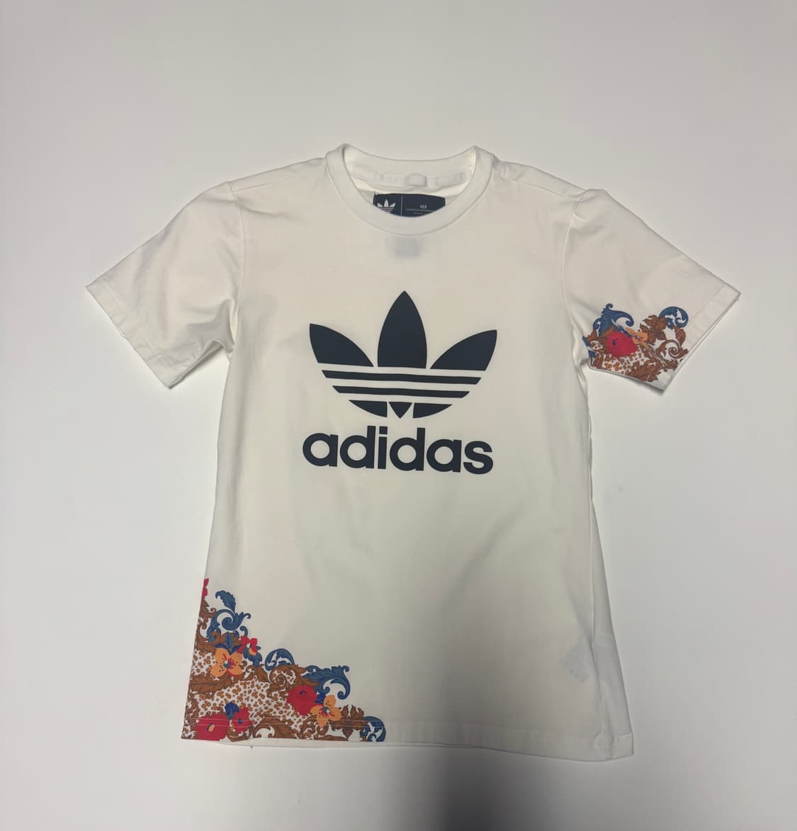 여성 아디다스 X HER Studio London 플라워 반팔 티셔츠 상품이미지1