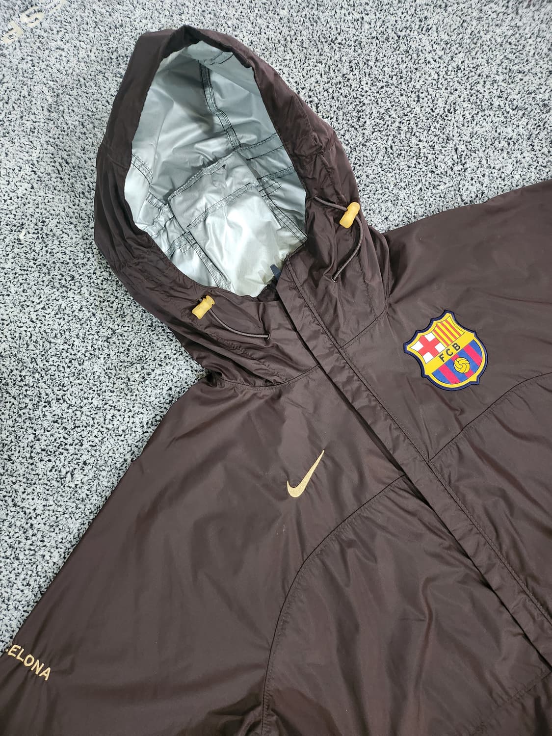 //나이키 바르셀로나 초코 브라운 후드 바람막이 S 상품이미지3