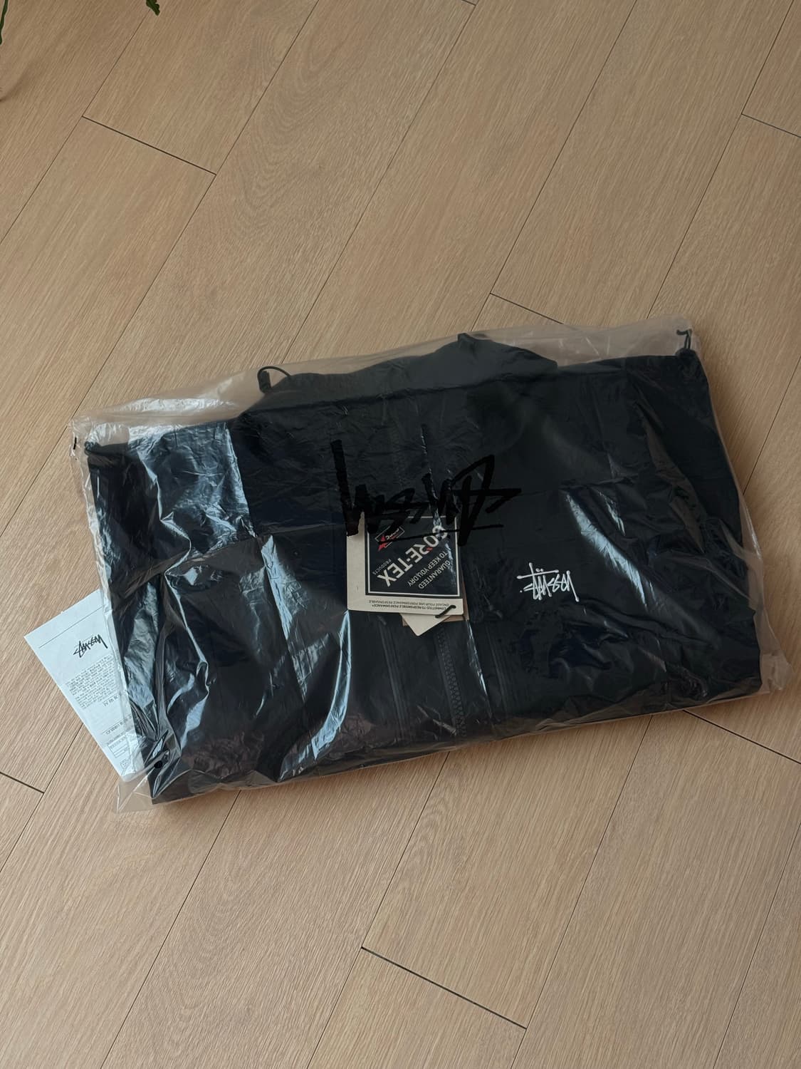 [S] 스투시 고어텍스 가이드 쉘 자켓 블랙 상품이미지2