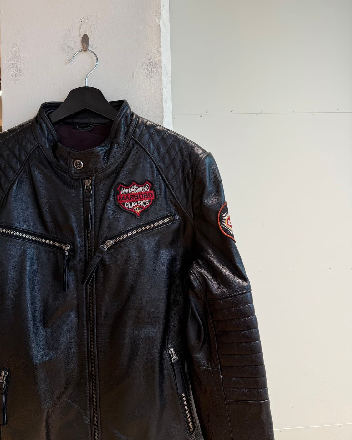 말보보 블랙 카우하인드 바이커 자켓  상품이미지5
