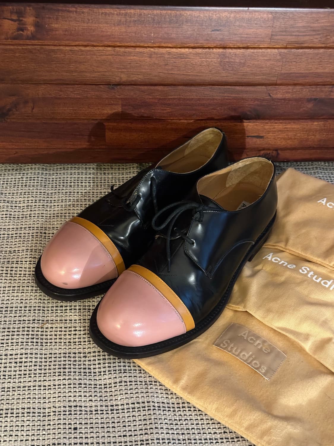 Acne Studios 캡토 더비 슈즈 상품이미지1