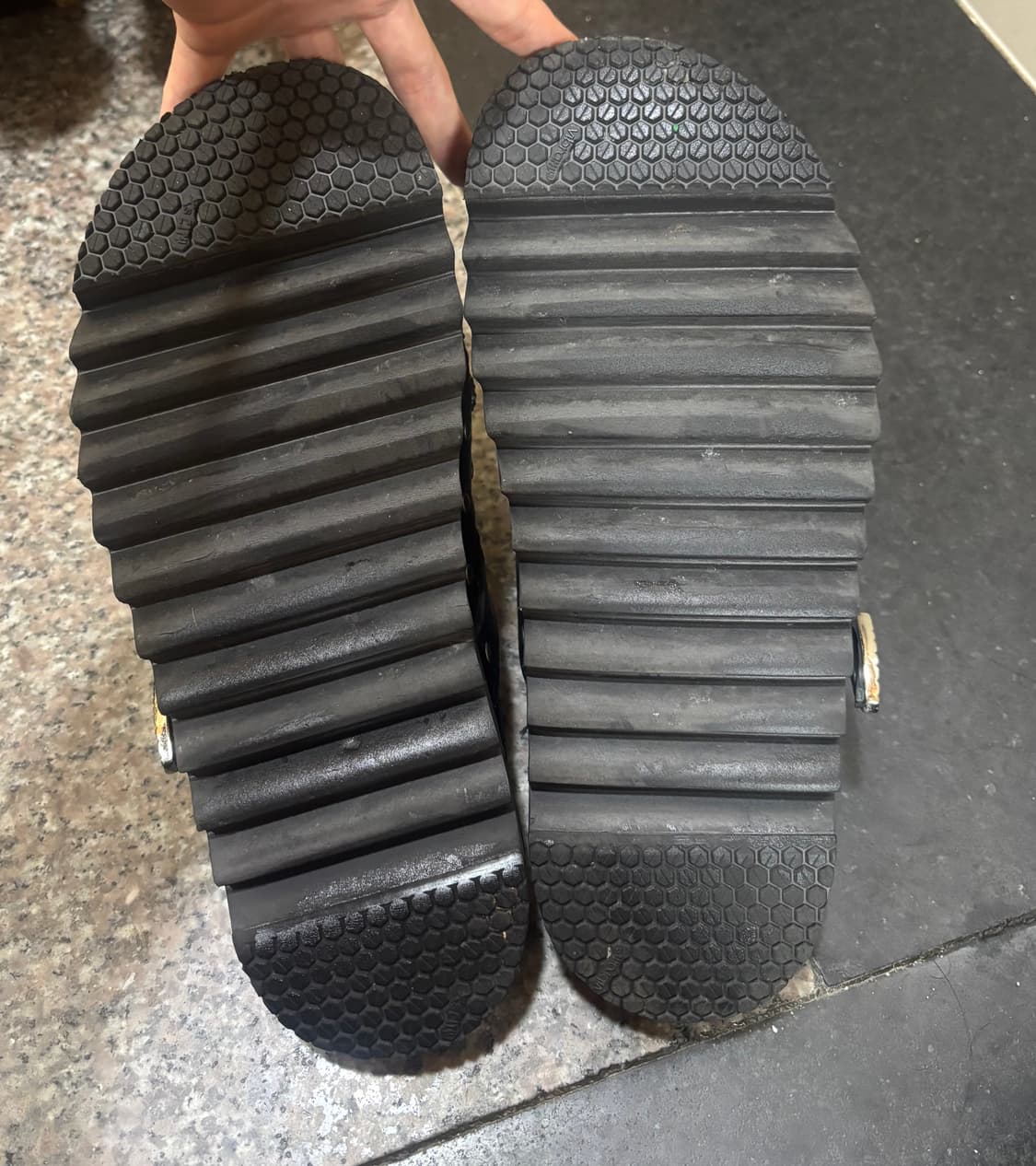 [43] 토가 비릴리스 레더 스터드 뮬 EU 43 275사이즈 상품이미지5