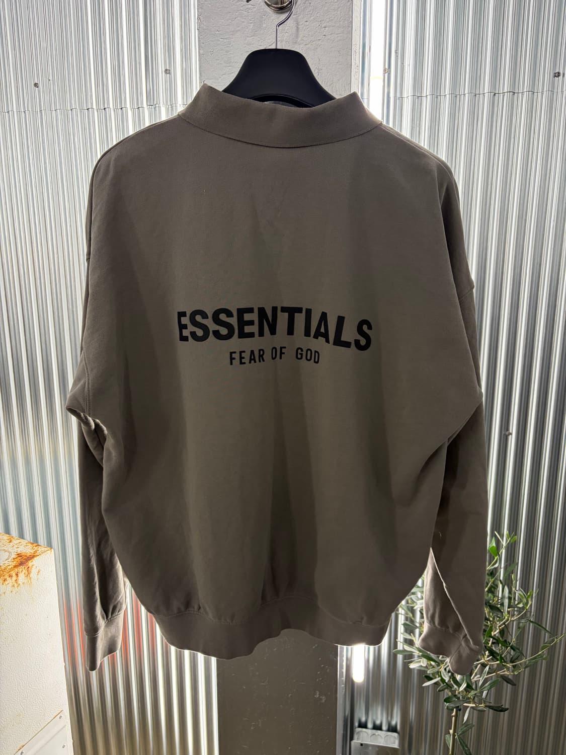 Fear of God Essentials polo long sleeves 상품이미지5