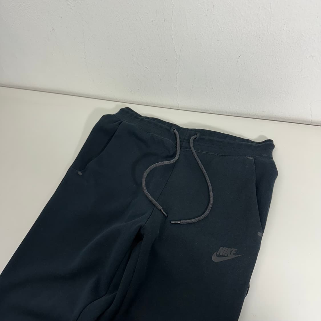 우먼S 나이키 테크팩 블랙 조거팬츠 상품이미지4