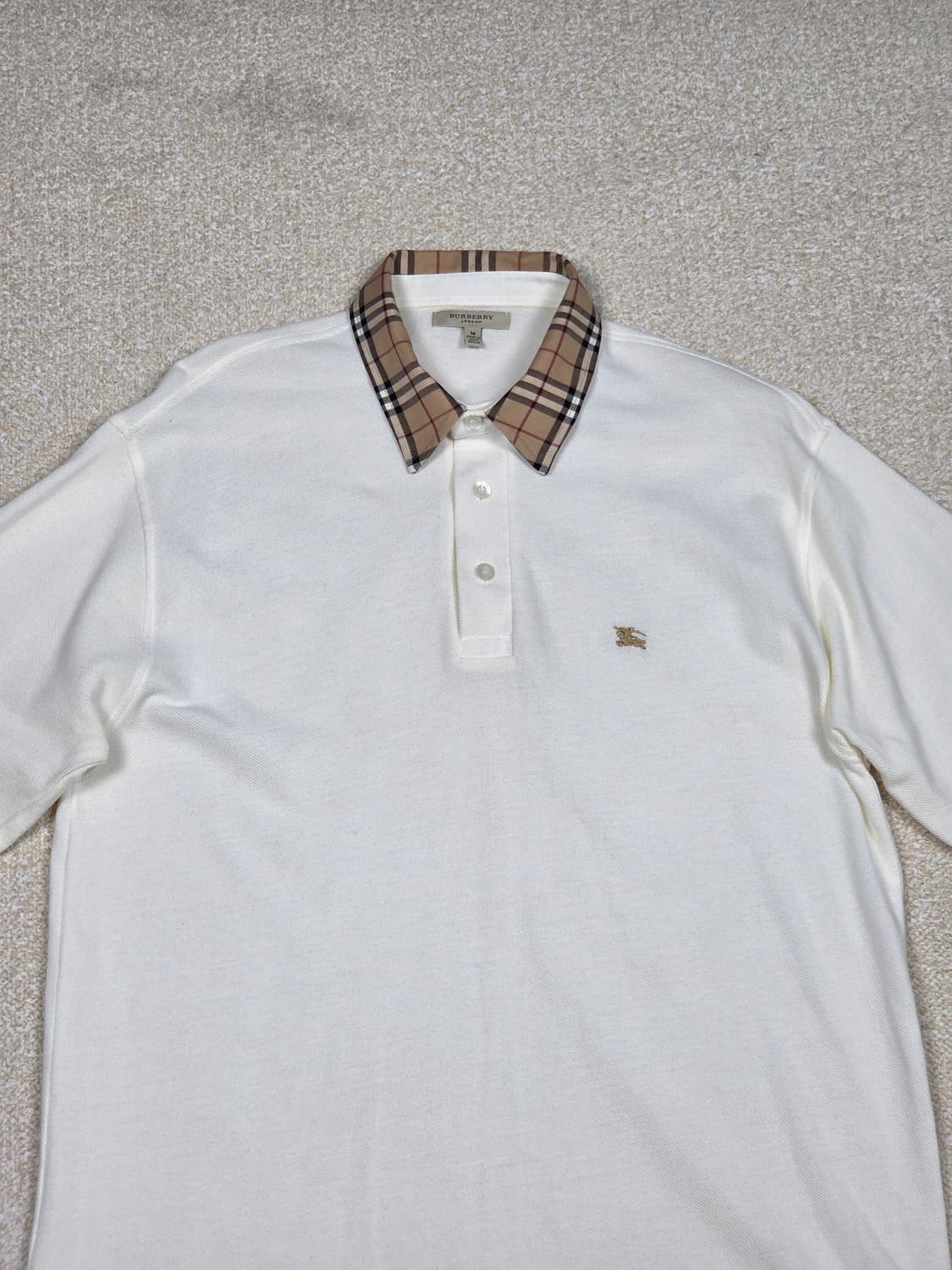 [버버리] 런던 노바 체크 카라 피케 반팔 폴로 셔츠 | S00132 상품이미지2