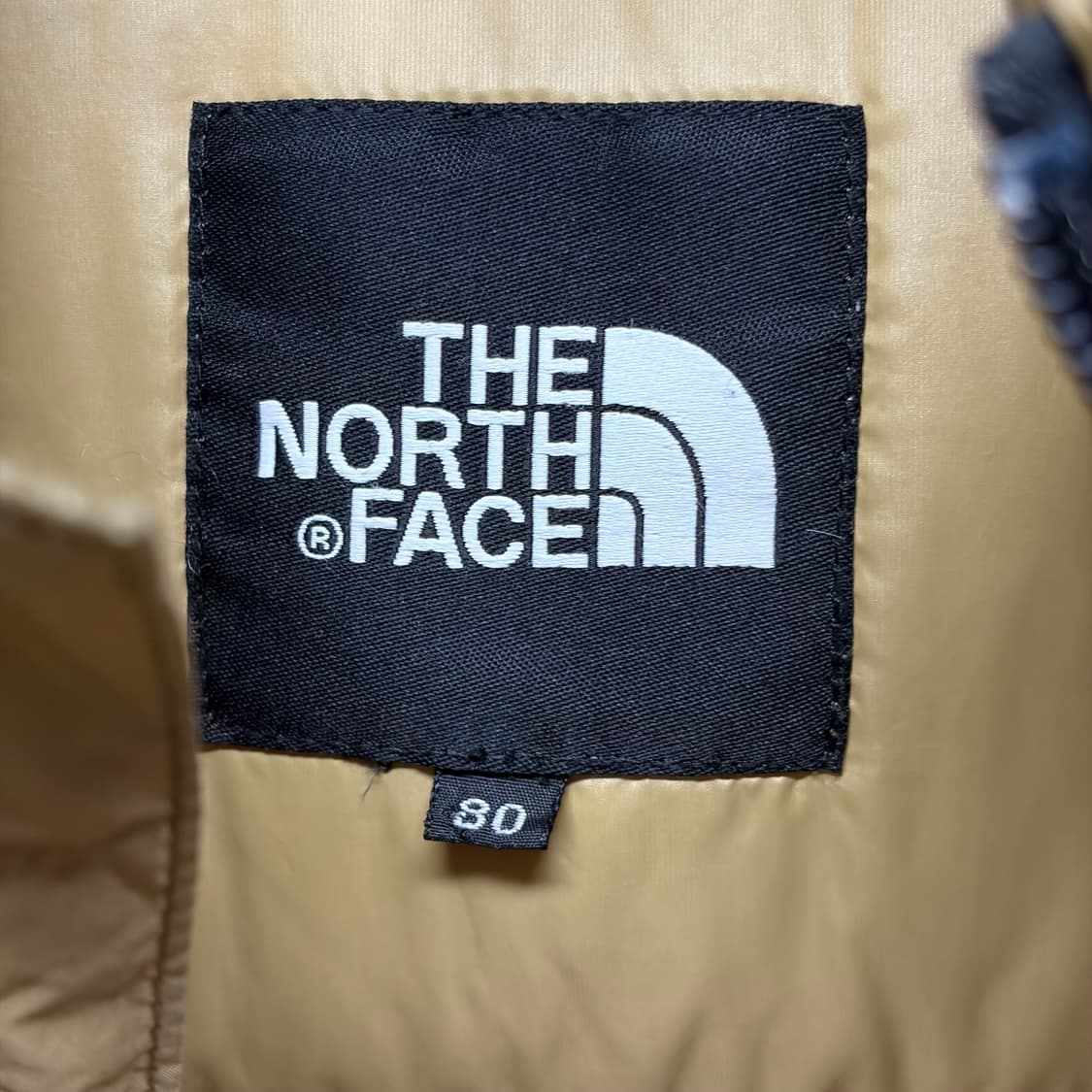 노스페이스 메트로 패딩 700 골드색상 상품이미지7