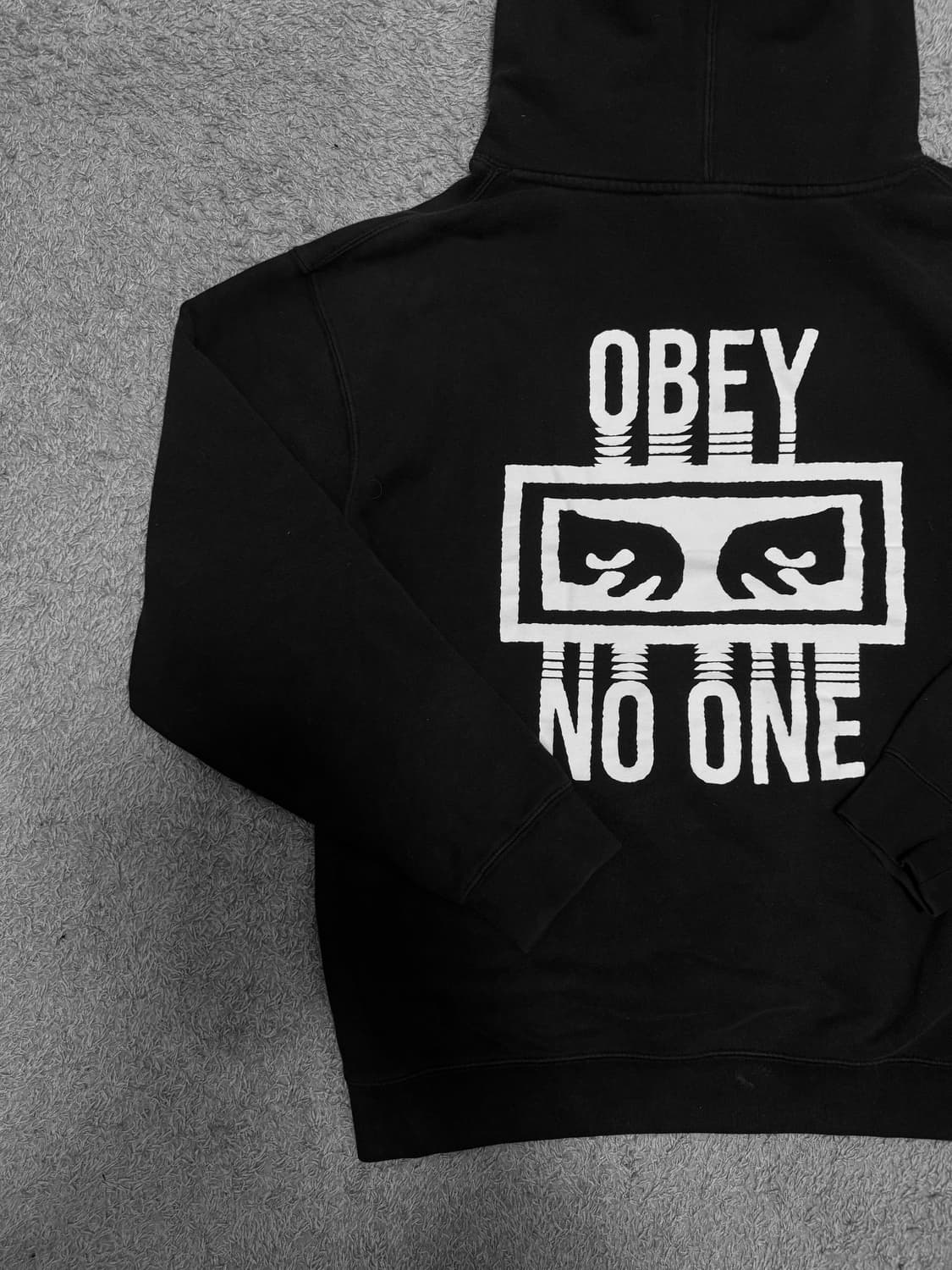 오베이 스플릿 아이즈 후드티 상품이미지2