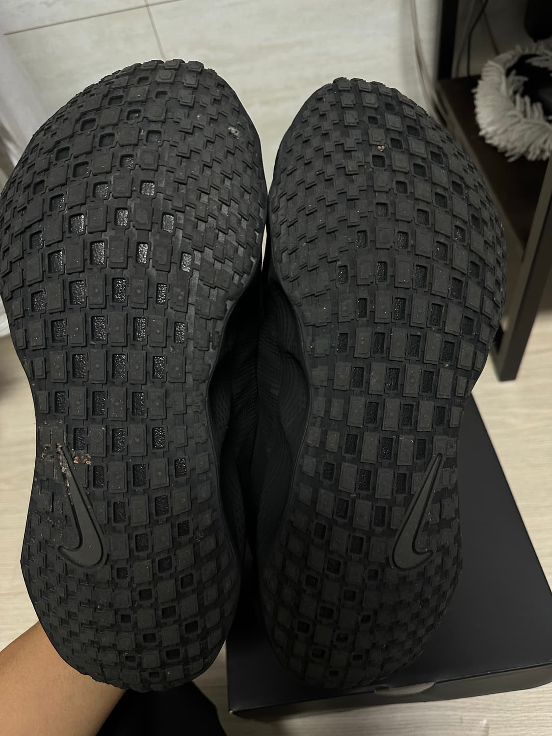 혜인서 x 나이키 아바로버 275 상품이미지5