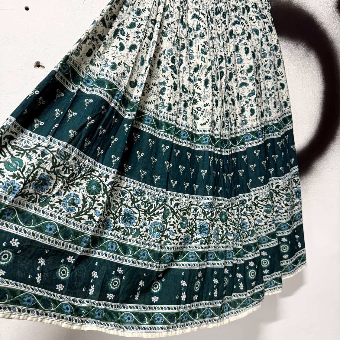 VTG 오리엔탈 에스닉 페이즐리 풀 패턴 플레어 롱 스커트 상품이미지3