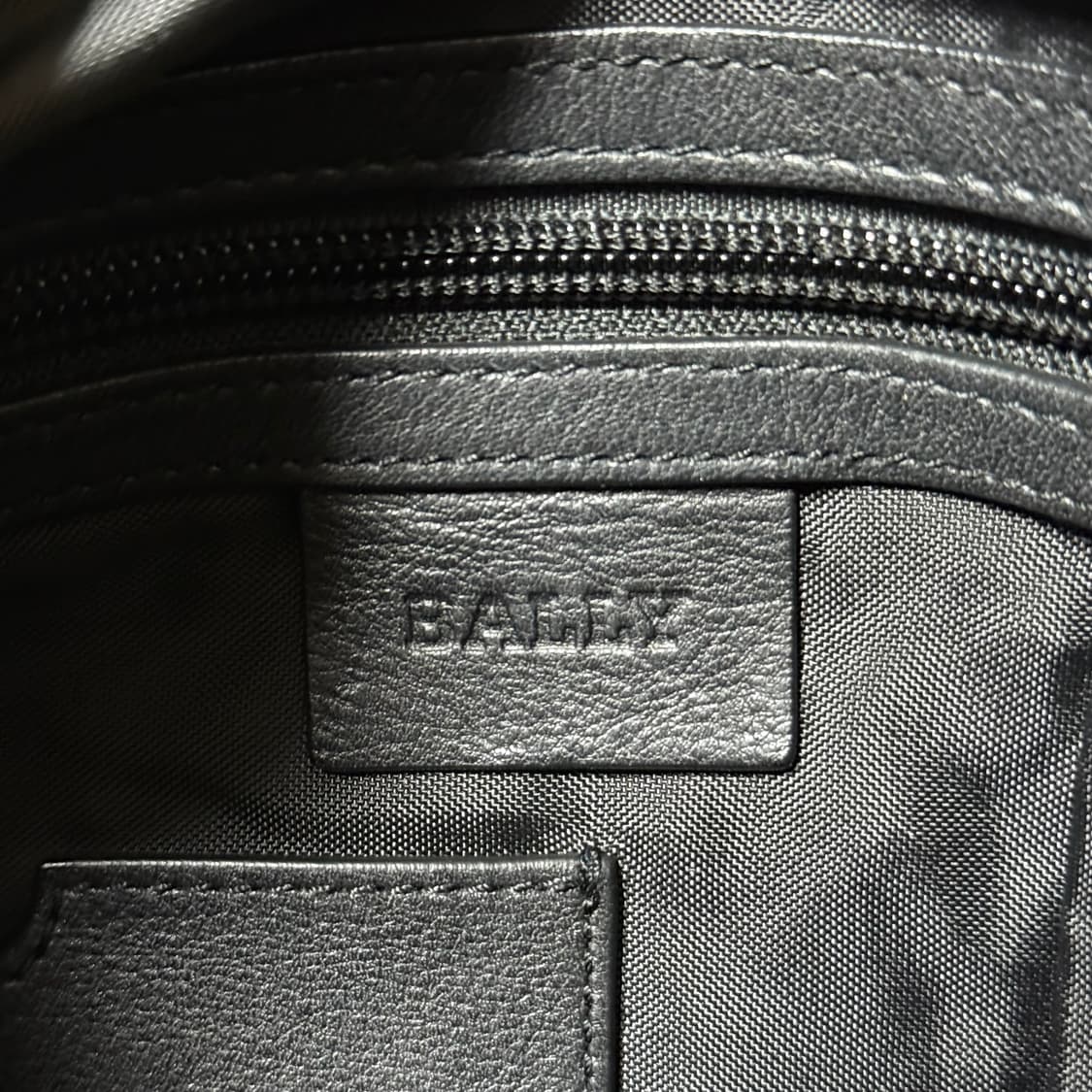 [정품] BALLY 발리 크로스백 상품이미지4