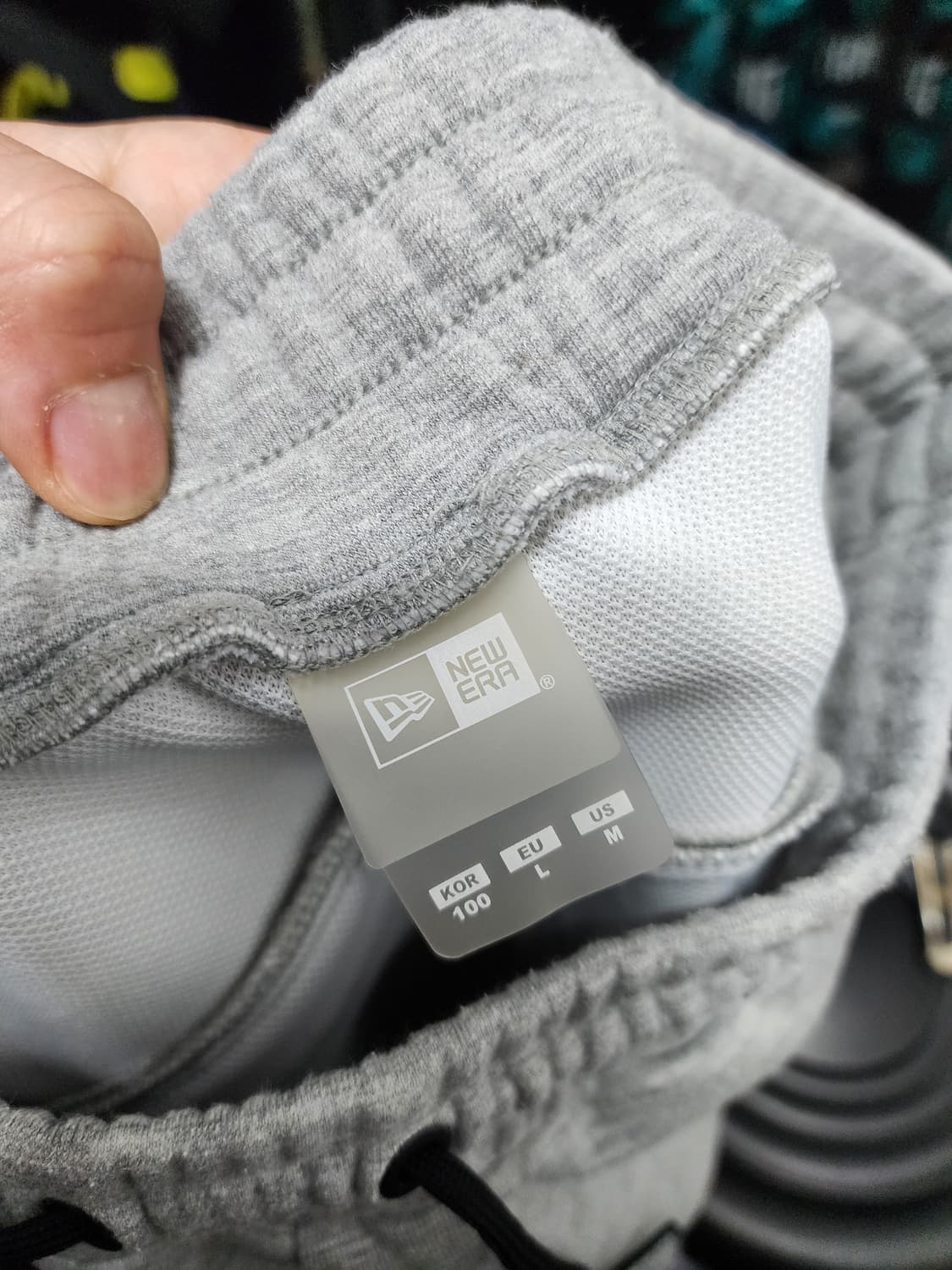 뉴에라 회색 트레이닝 세트  상품이미지10