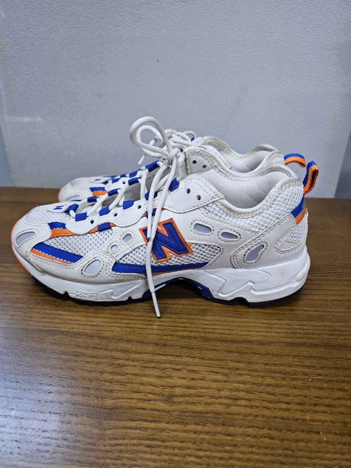 뉴발란스 827 런닝화 운동화 상품이미지4