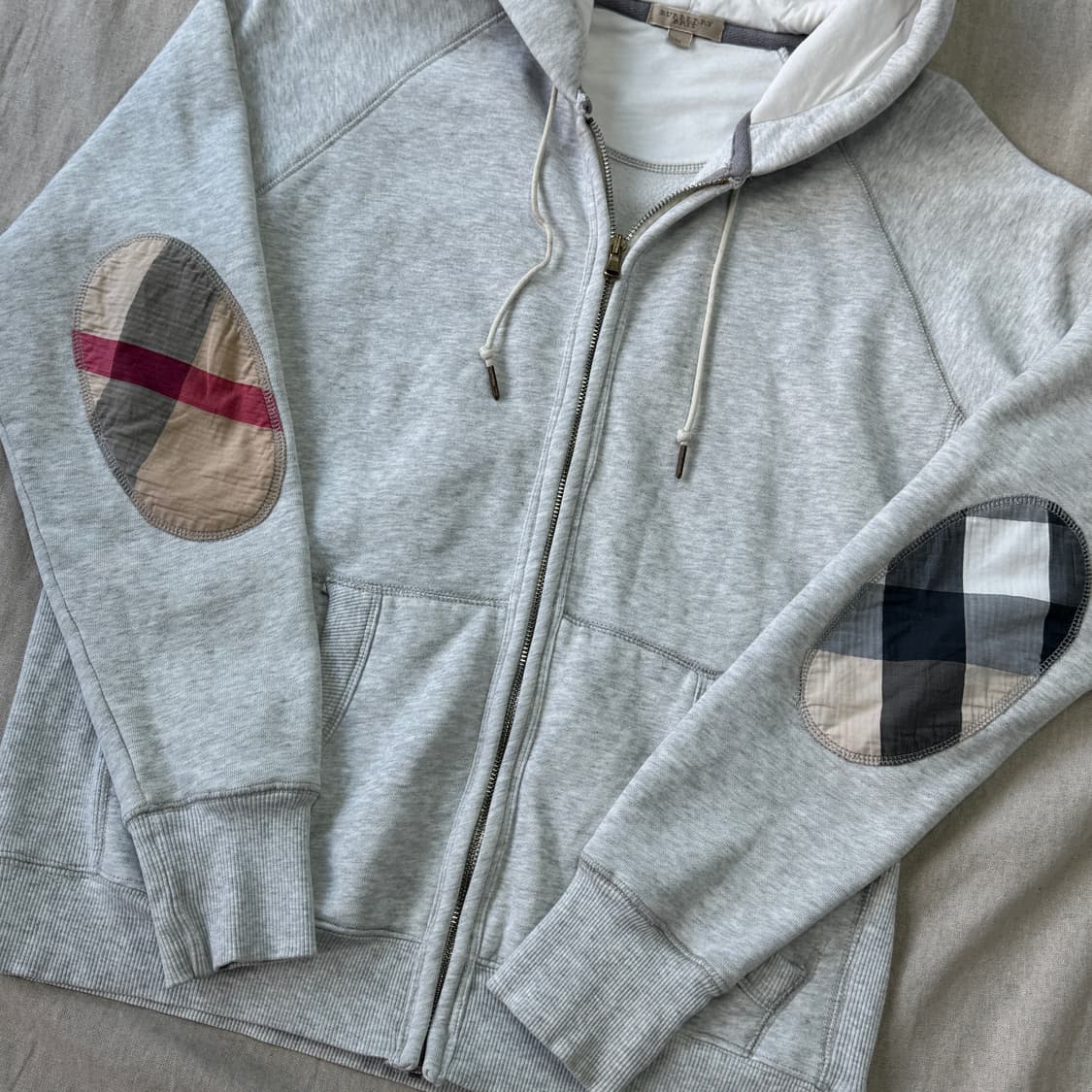 버버리 브릿 팔패치 애쉬 후드집업 M 상품이미지2