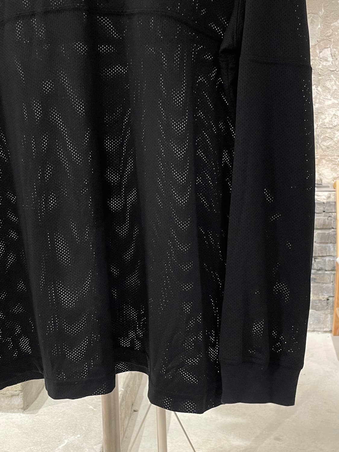 슈프림 25S/S 블랙 아라빅 메쉬 롱 슬리브 상품이미지5