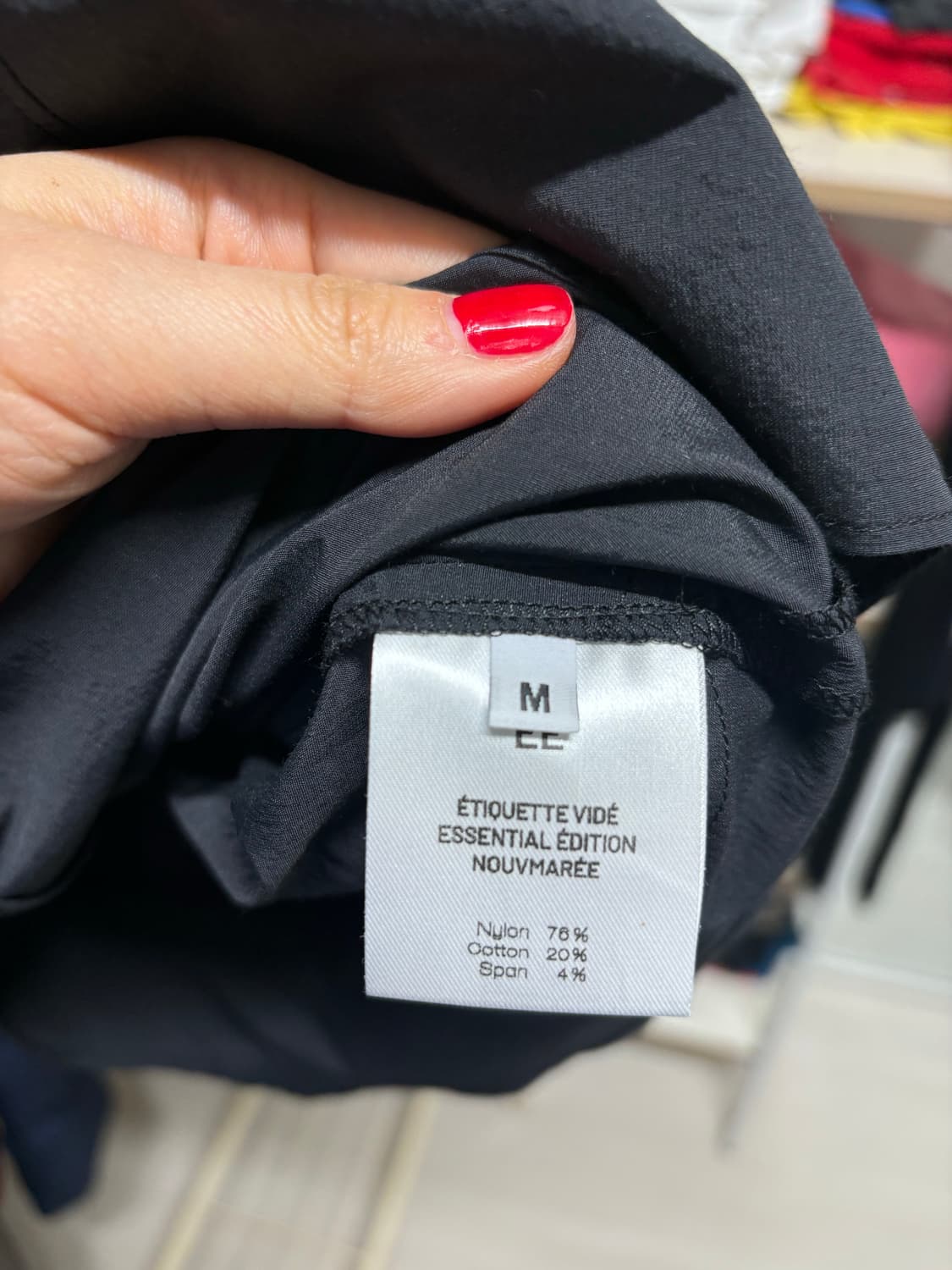 EE 블랙 반팔셔츠 상품이미지3