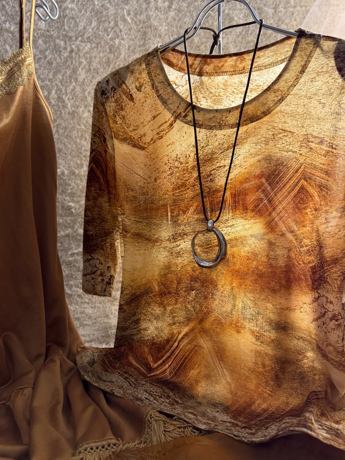 Gold Drawing Pattern T-shirt 0168 상품이미지2