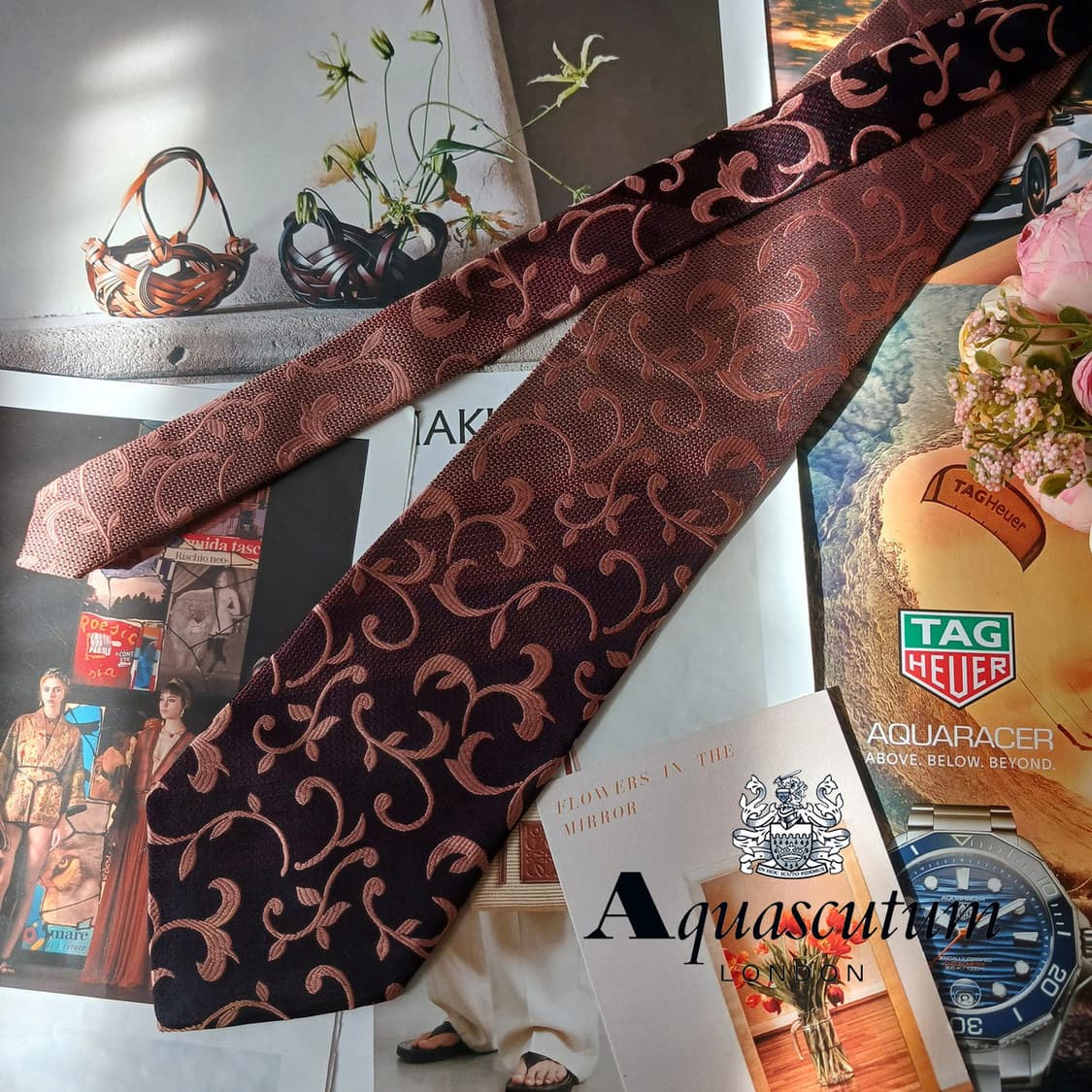 아쿠아스큐텀 실크 버건디 자카드 넥타이 9.9cm A등급 A19660
 상품이미지3