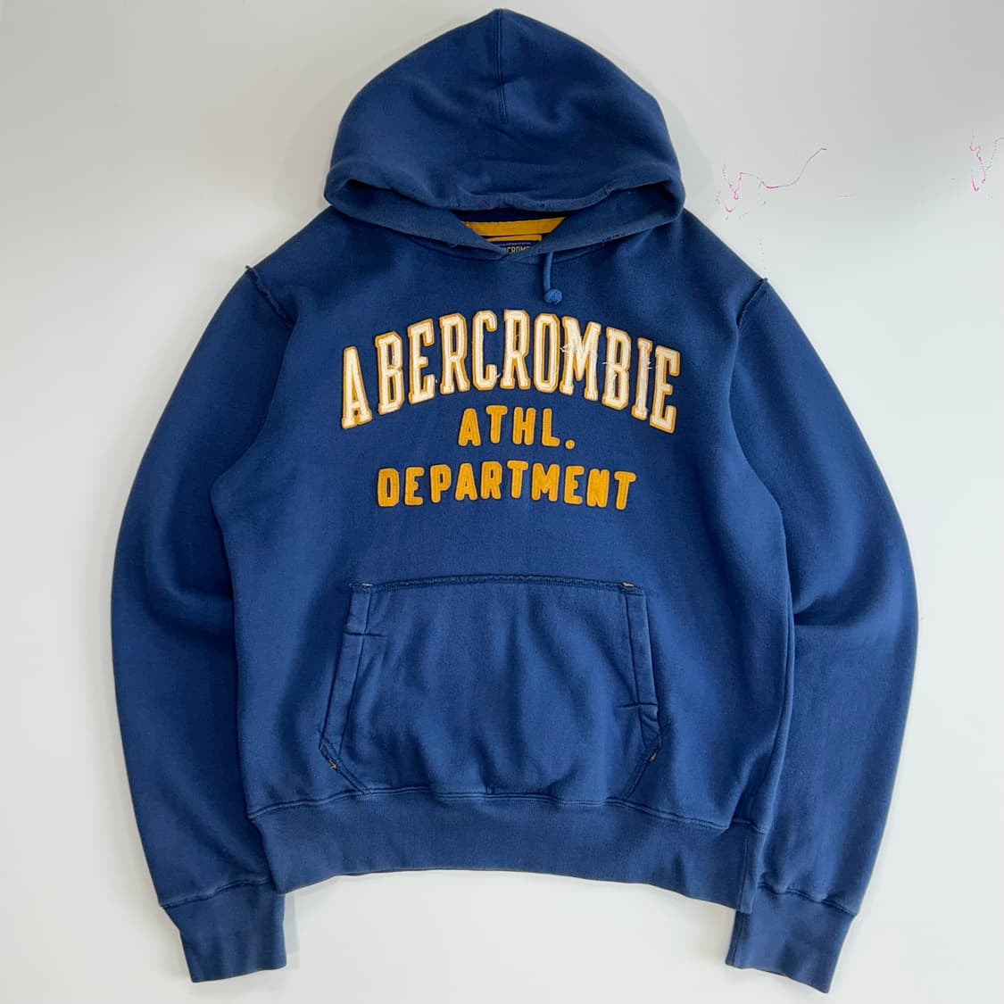 Abercrombie 아베크롬비 옐로우 스펠아웃 딥블루 후드티 상품이미지3