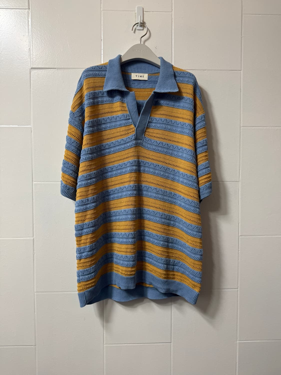 한섬타임 V넥 니트 반팔티 상품이미지1