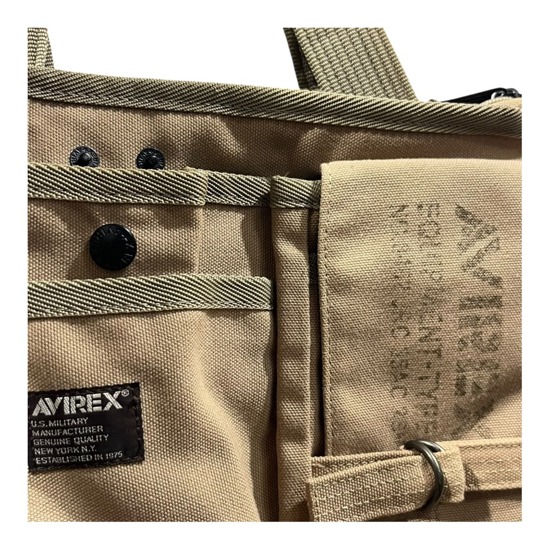 [AVIREX] 아비렉스 밀리터리 멀티포켓 크로스백 상품이미지4