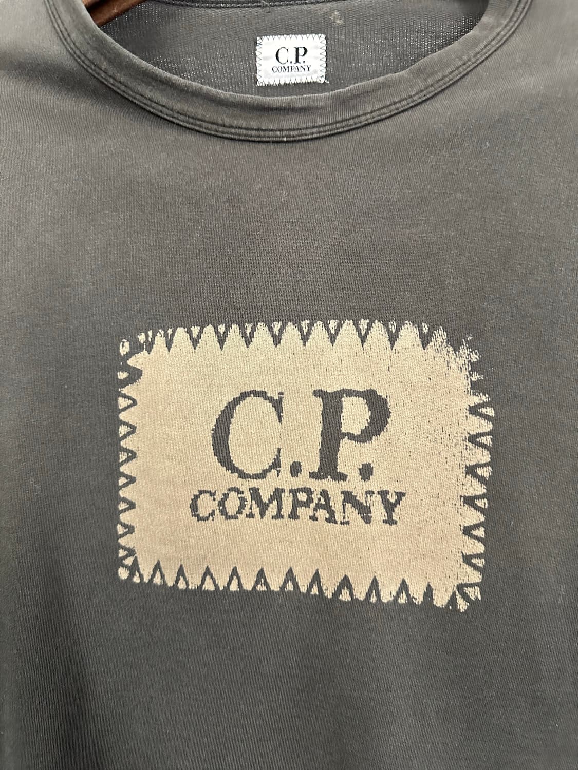 씨피컴퍼니 롱슬리브 M(90-95) 정품 상품이미지4