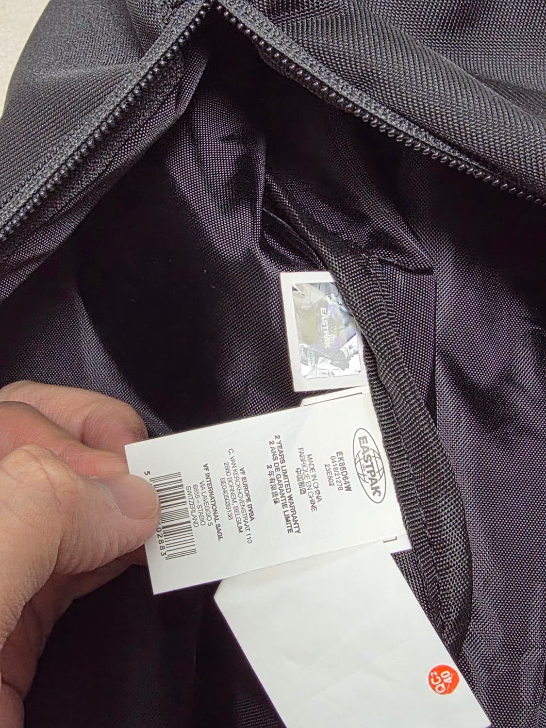 이스트팩 라프시몬스 슬링백 상품이미지3