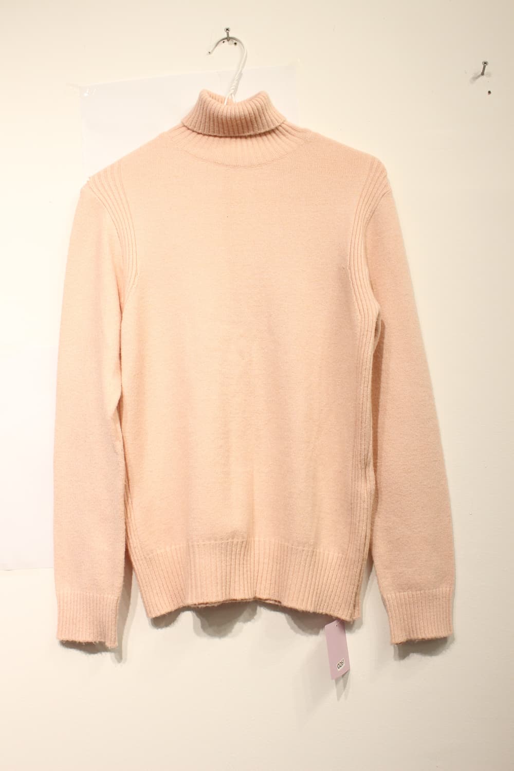 261. 소프트 파스텔 핑크 터틀넥 니트 상품이미지3