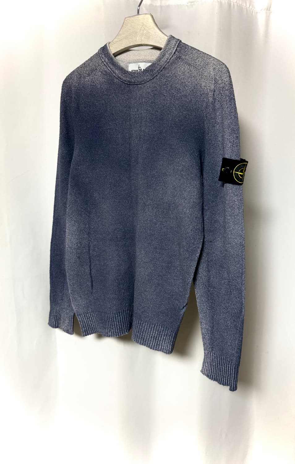 Stone Island 스프레이 워시드 니트 상품이미지1