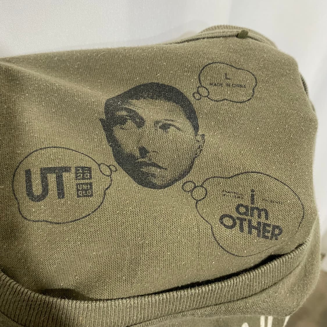 유니클로 UT 퍼렐윌리엄스 콜라보 티셔츠 상품이미지7