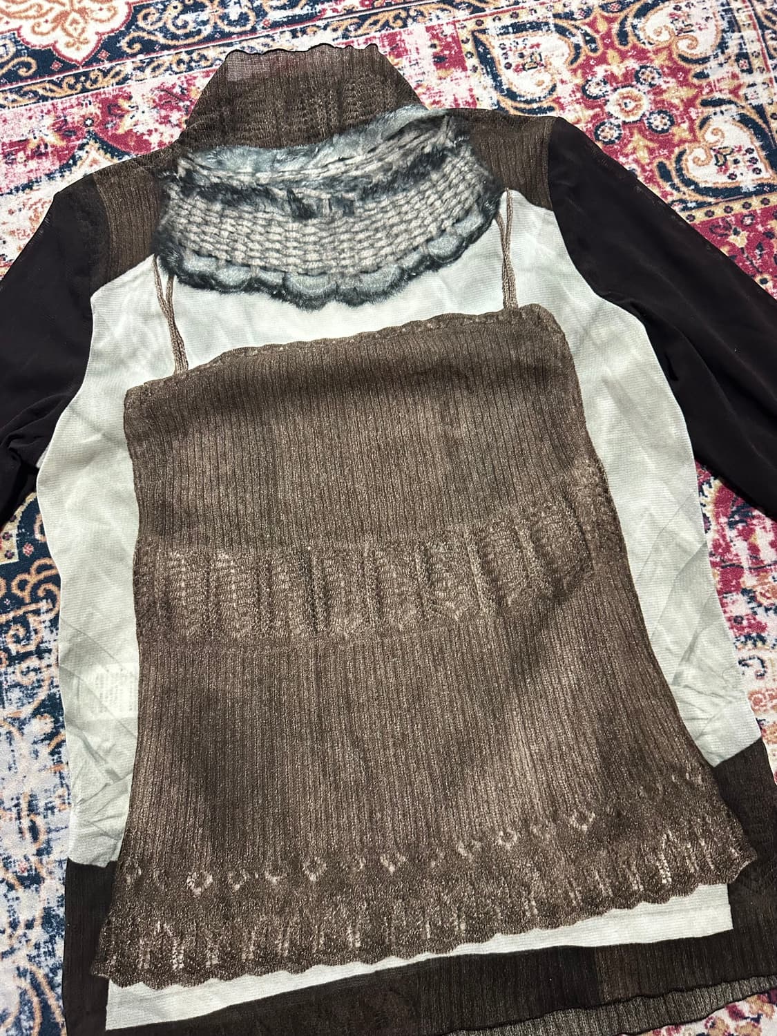 오리엔탈 엔틱 프린팅 시스루 폴라탑 상품이미지3