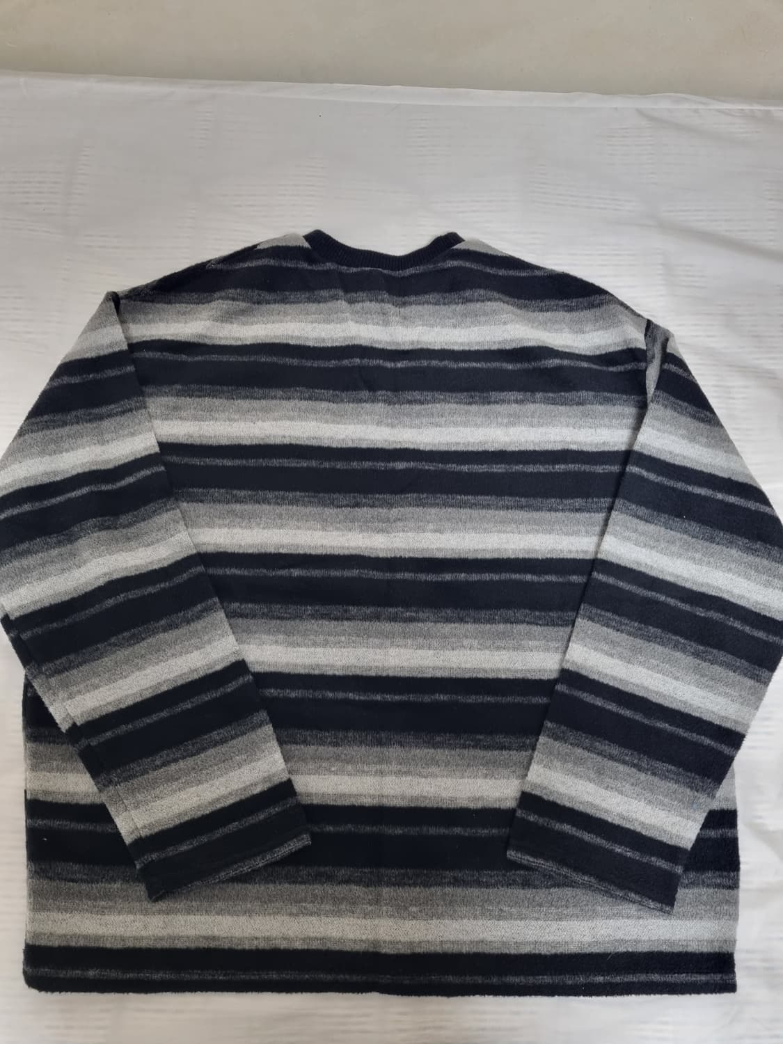 모헤어 스트라이프 니트티 판매합니다 상품이미지4