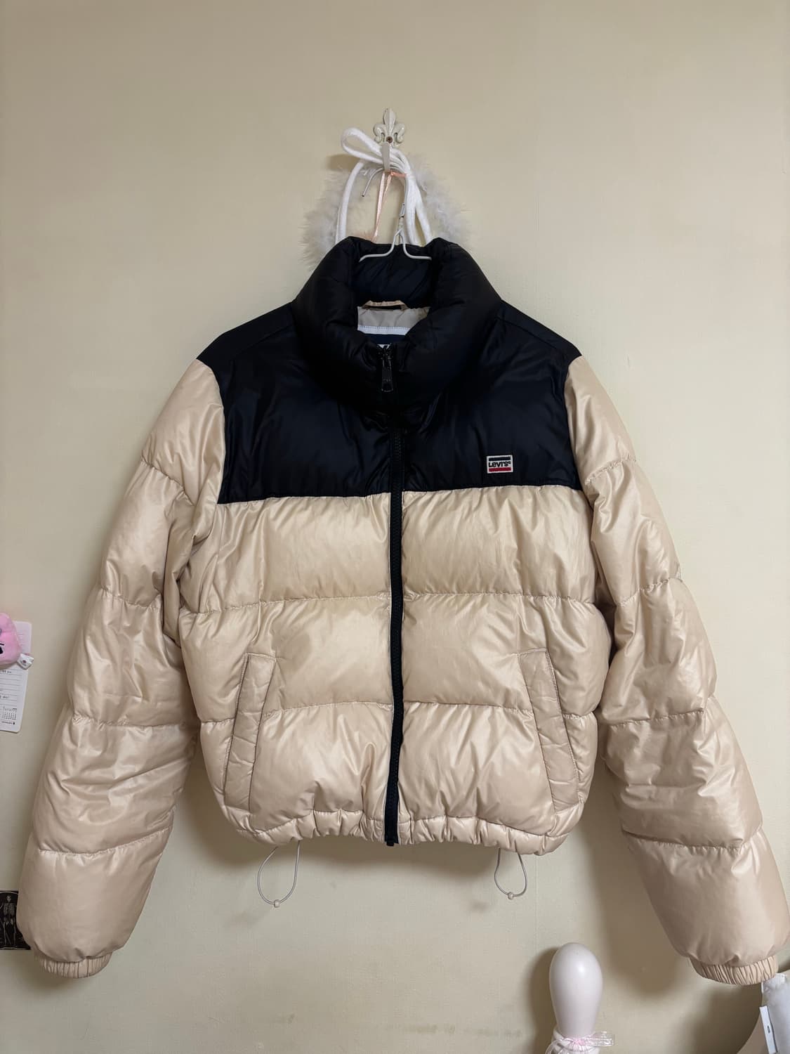 리바이스 배색 패딩 노스페이스 눕시 푸퍼 칼하트 상품이미지1