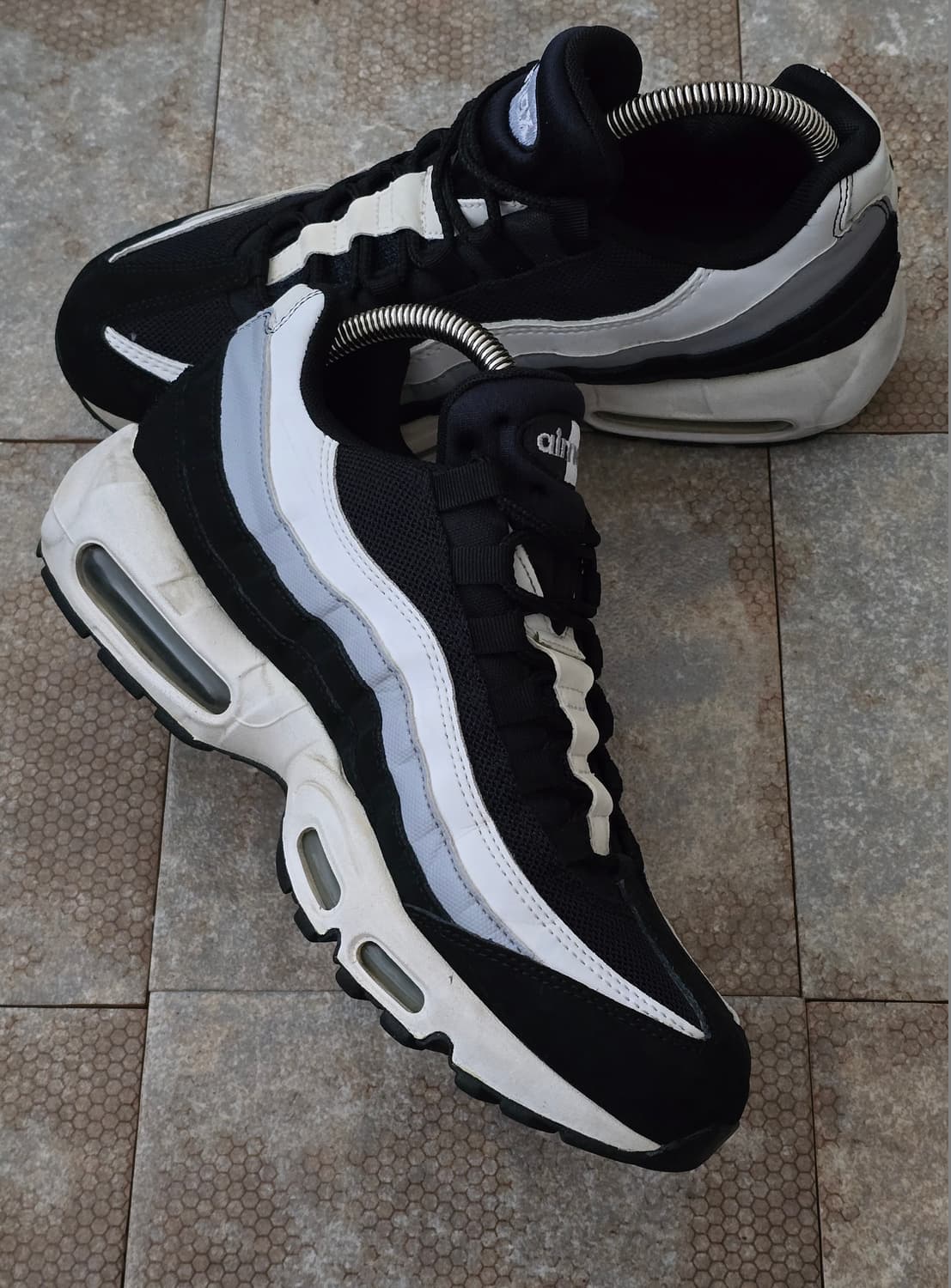 (260)나이키 에어맥스 95 에센셜 블랙 울프 그레이 상품이미지4