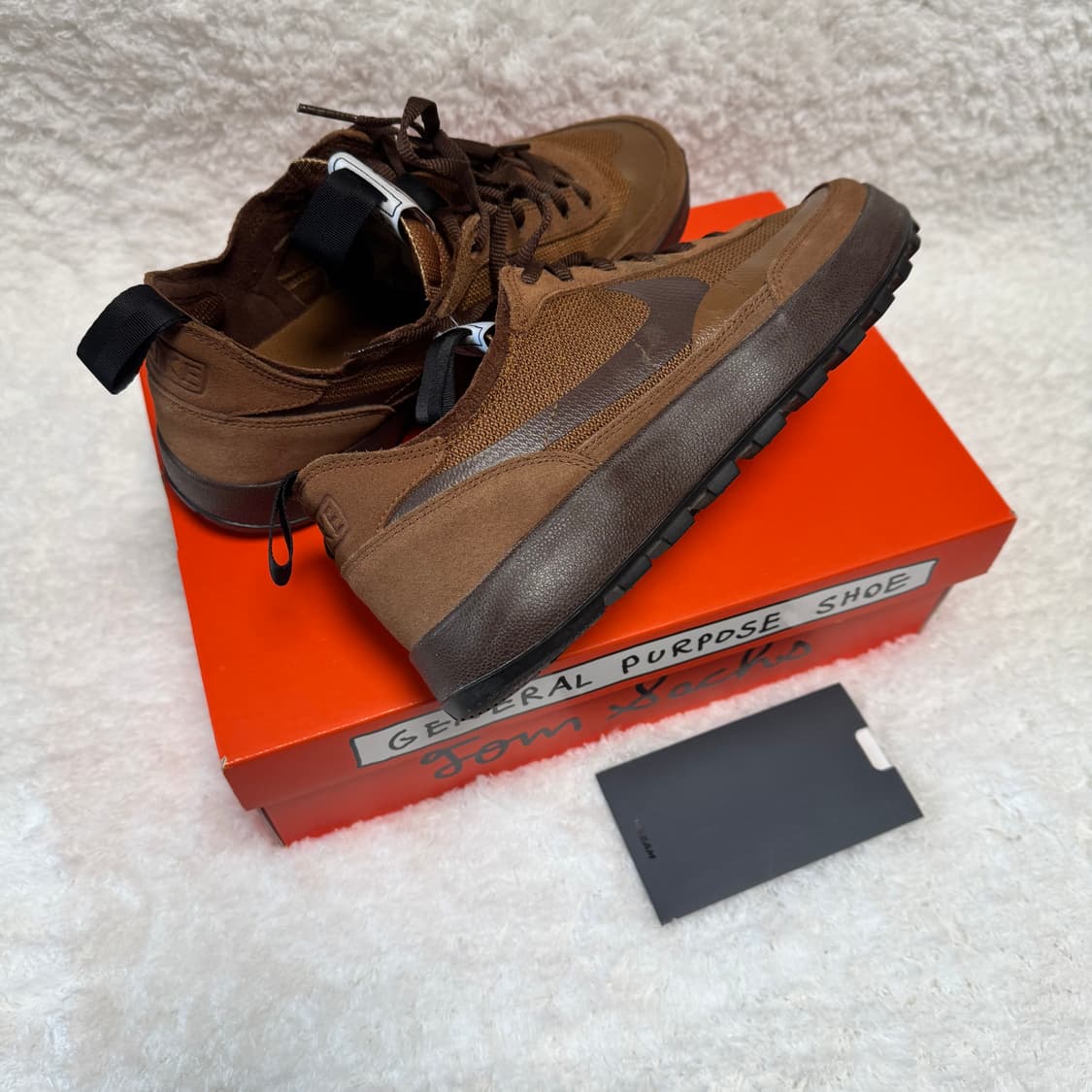 나이키 X 톰 삭스 제너럴 퍼포즈 슈 브라운 275 상품이미지4