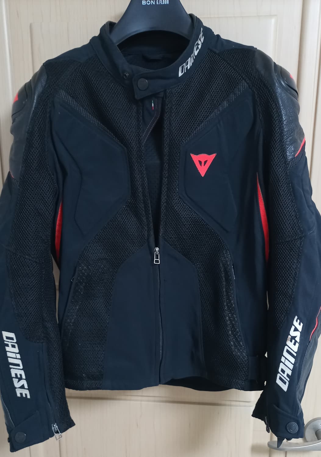 다이네즈 슈퍼라이더 자켓 블랙/레드 50사이즈 상품이미지1