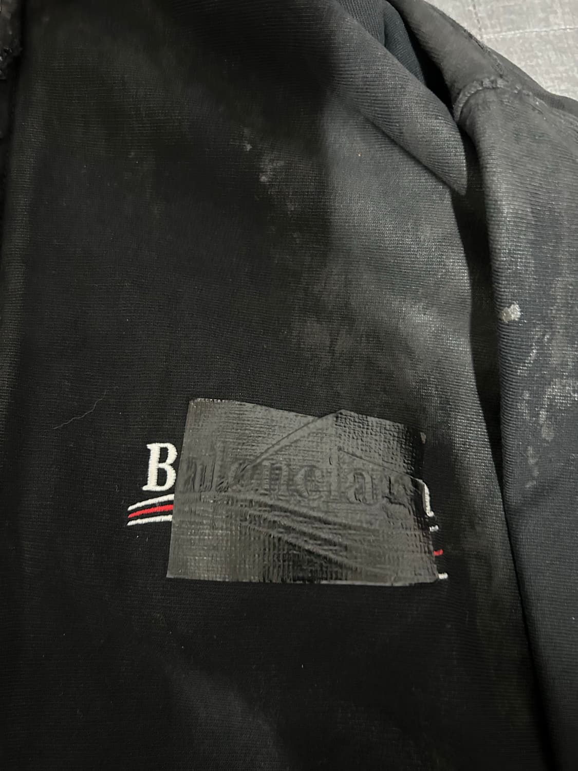 [S] 발렌시아가 더티 스몰핏 개퍼 후드집업 티셔츠 상품이미지2