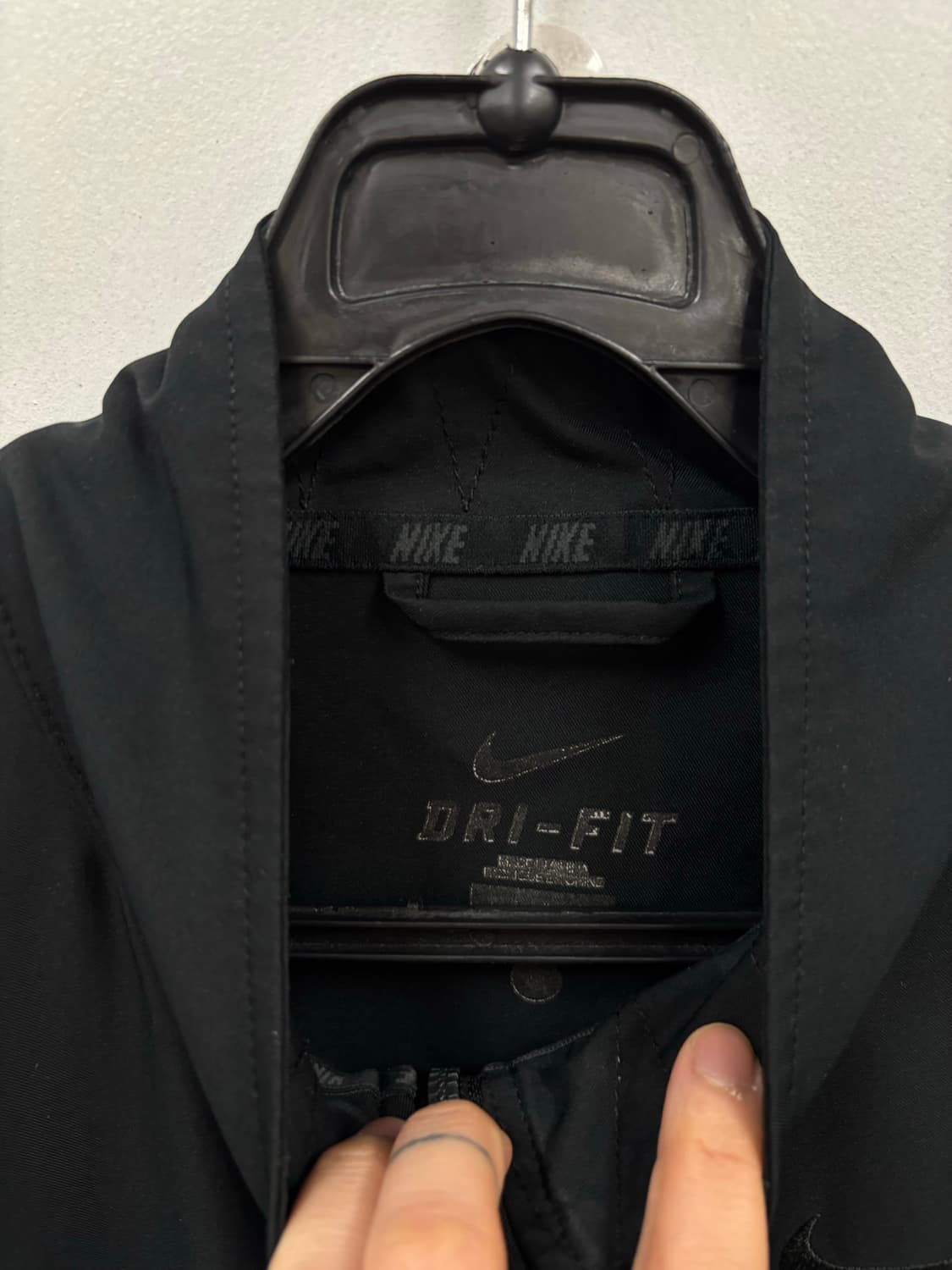 나이키 드라이핏 바람막이 상품이미지4