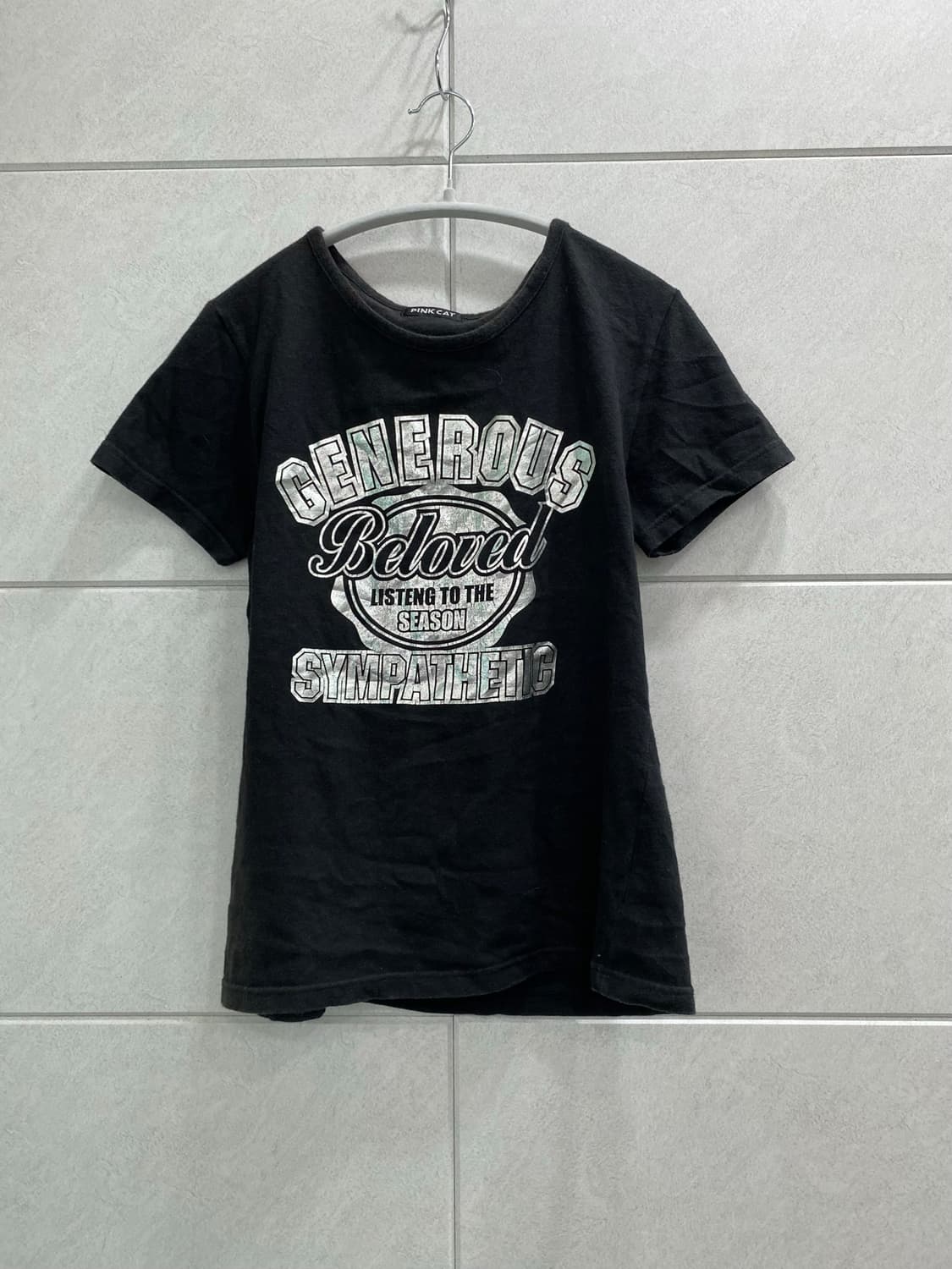 [PINK CAT] Y2K Silver Lettering Tee 상품이미지1