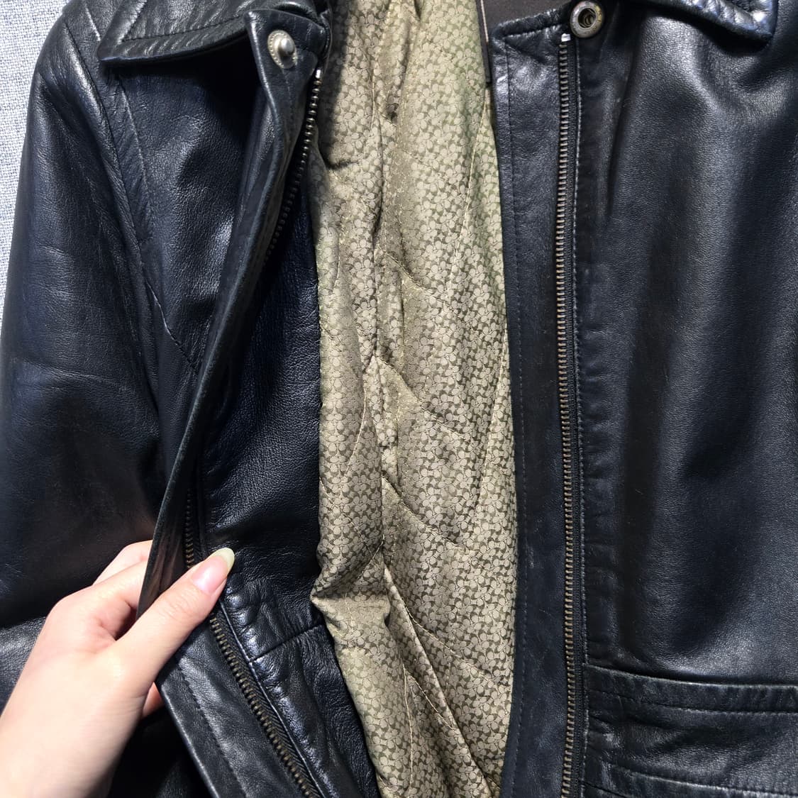 코치 리얼  레더 양 가죽 자켓  상품이미지5