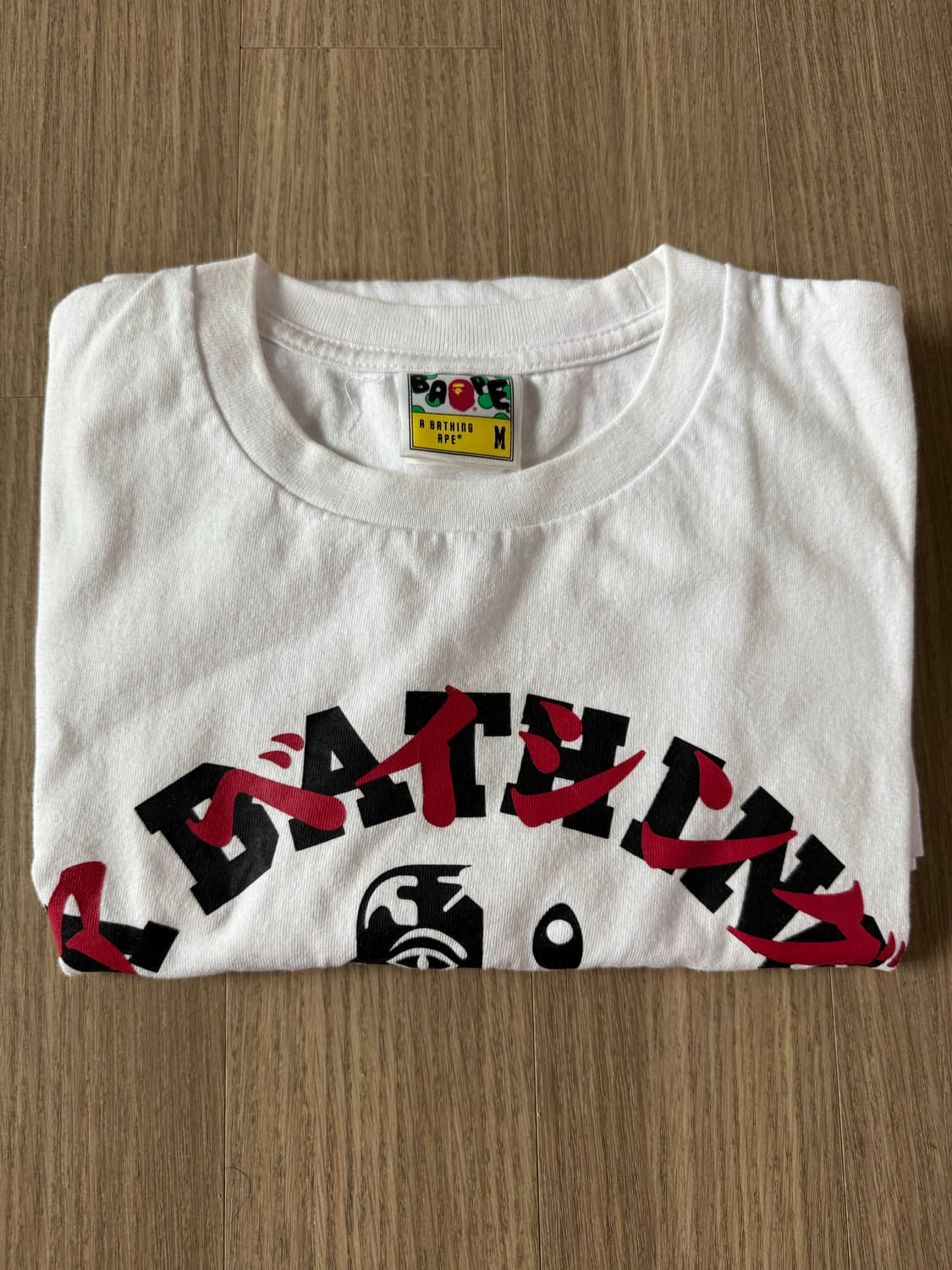 Bape  화이트 레드샤크  반팔 티셔츠 일본판 상품이미지3