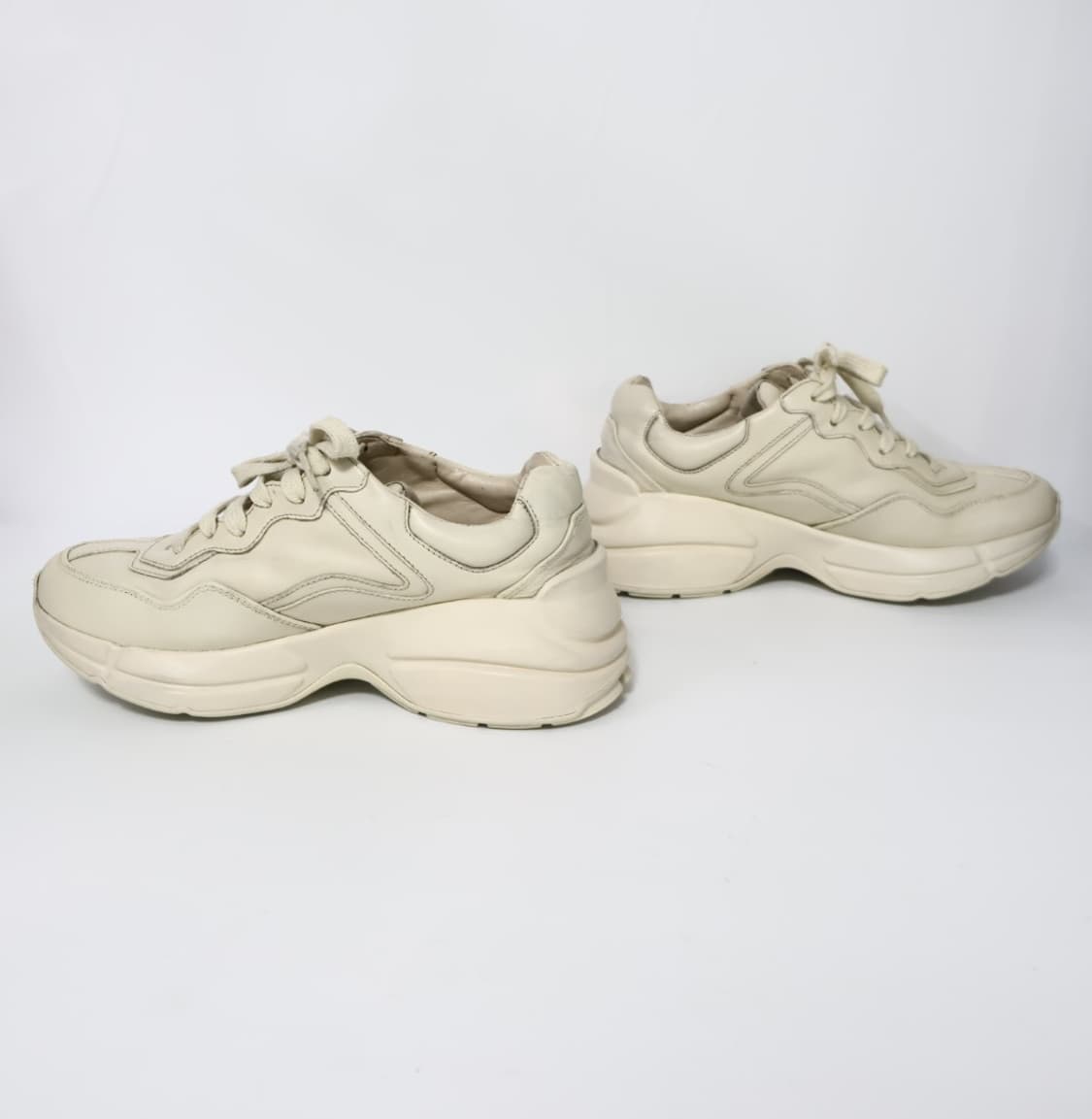 구찌 라이톤 띠로고 여성 스니커즈 35.5/225 상품이미지4