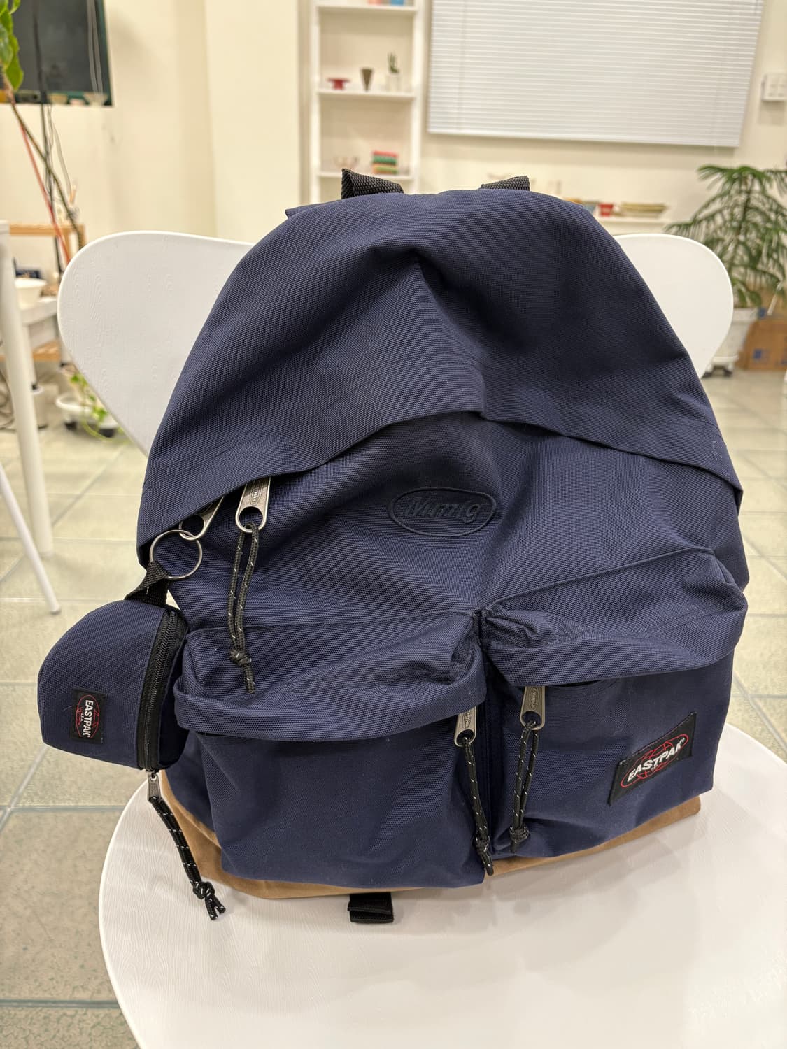 mmlg x 이스트팩 백팩 상품이미지1